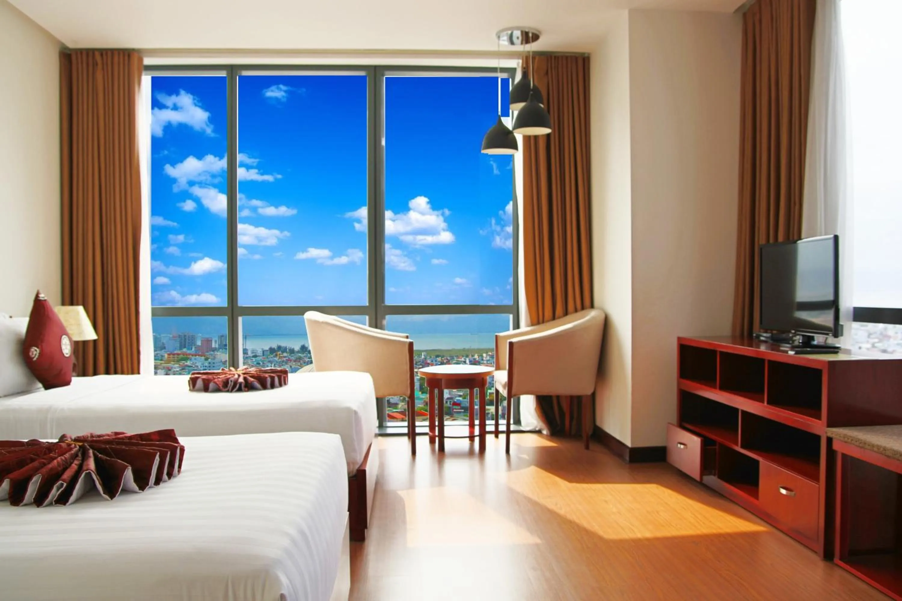 bunk bed, Bed in Da Nang Han River Hotel