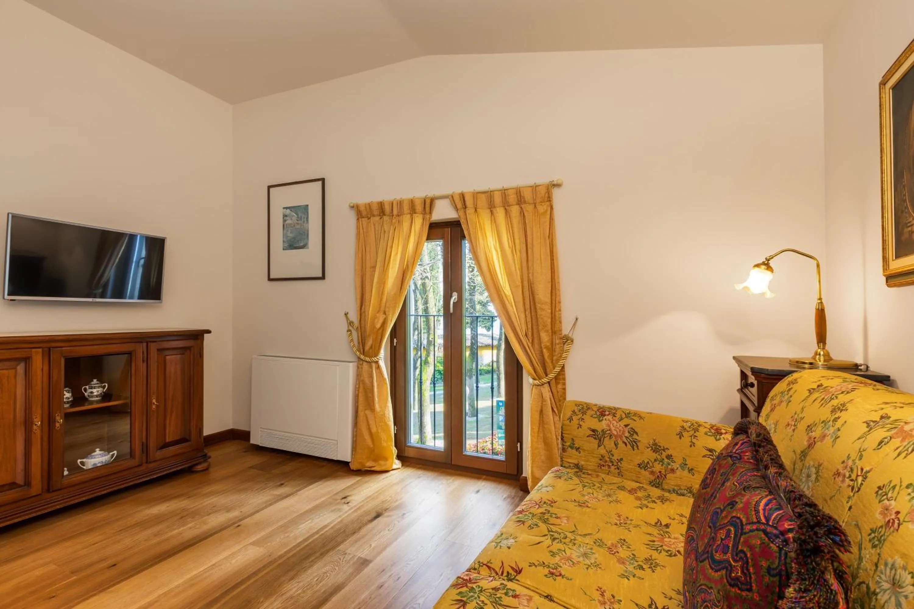 Photo of the whole room in Boutique Hotel Villa Sostaga