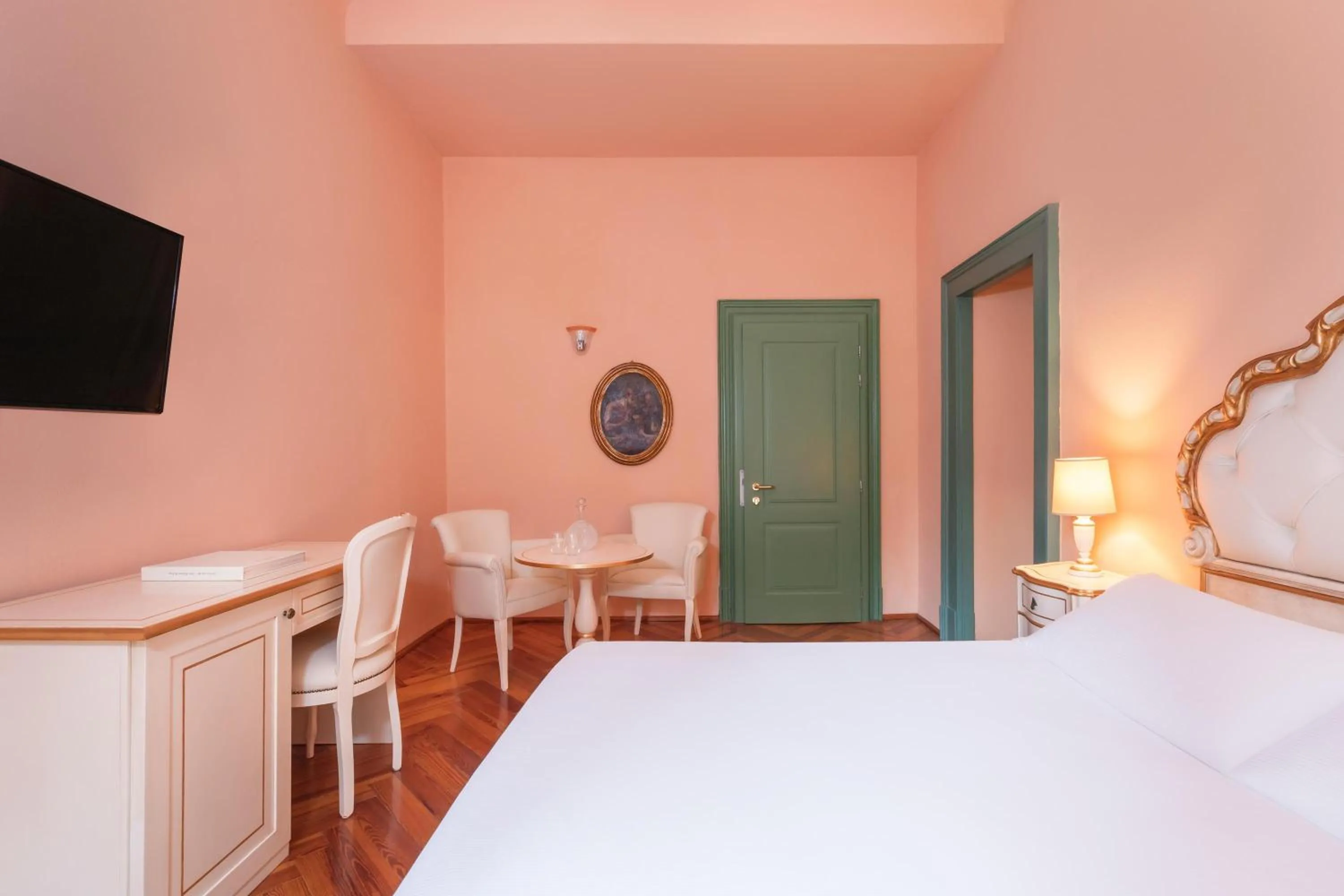 Bathroom, Bed in Boutique Hotel Villa Sostaga