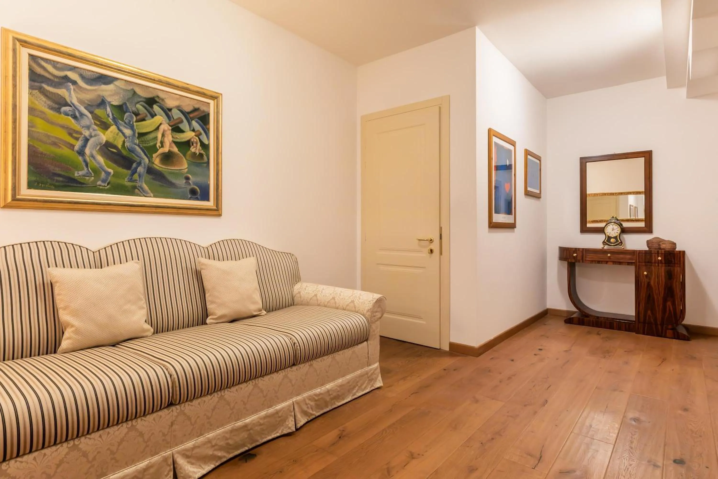 Photo of the whole room in Boutique Hotel Villa Sostaga