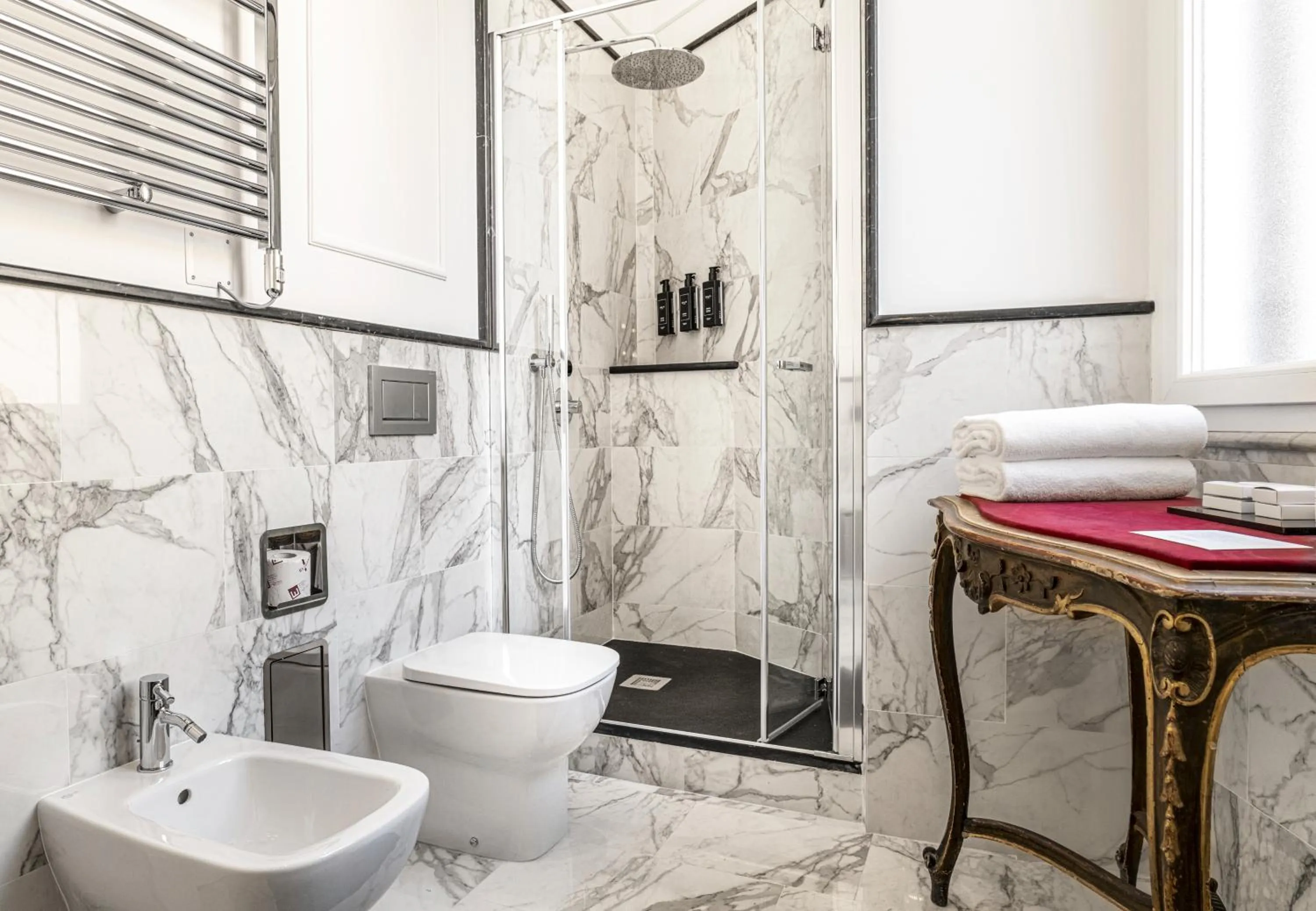 Bathroom in Hotel Scalinata Di Spagna