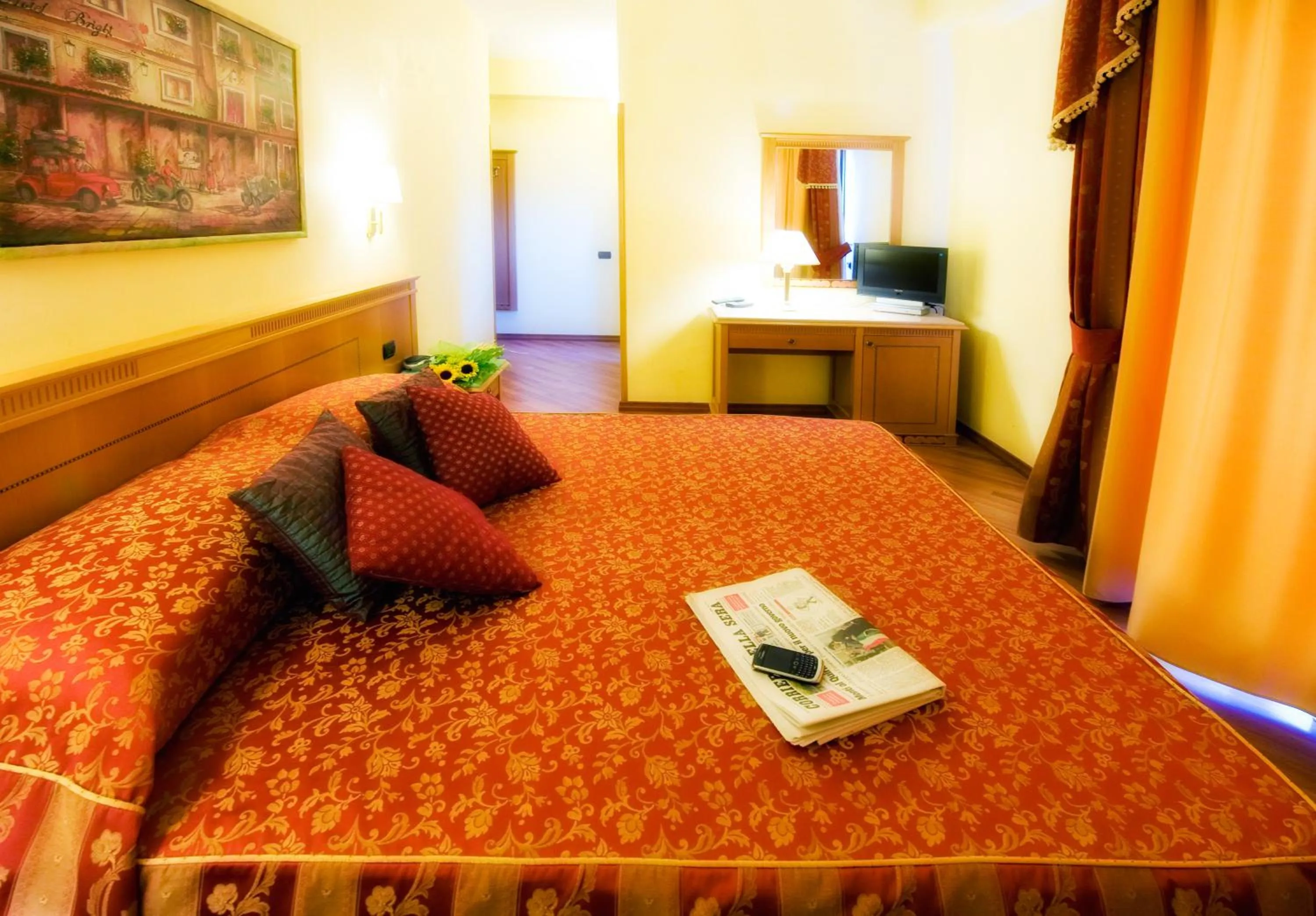 Photo of the whole room, Bed in Hotel Bright