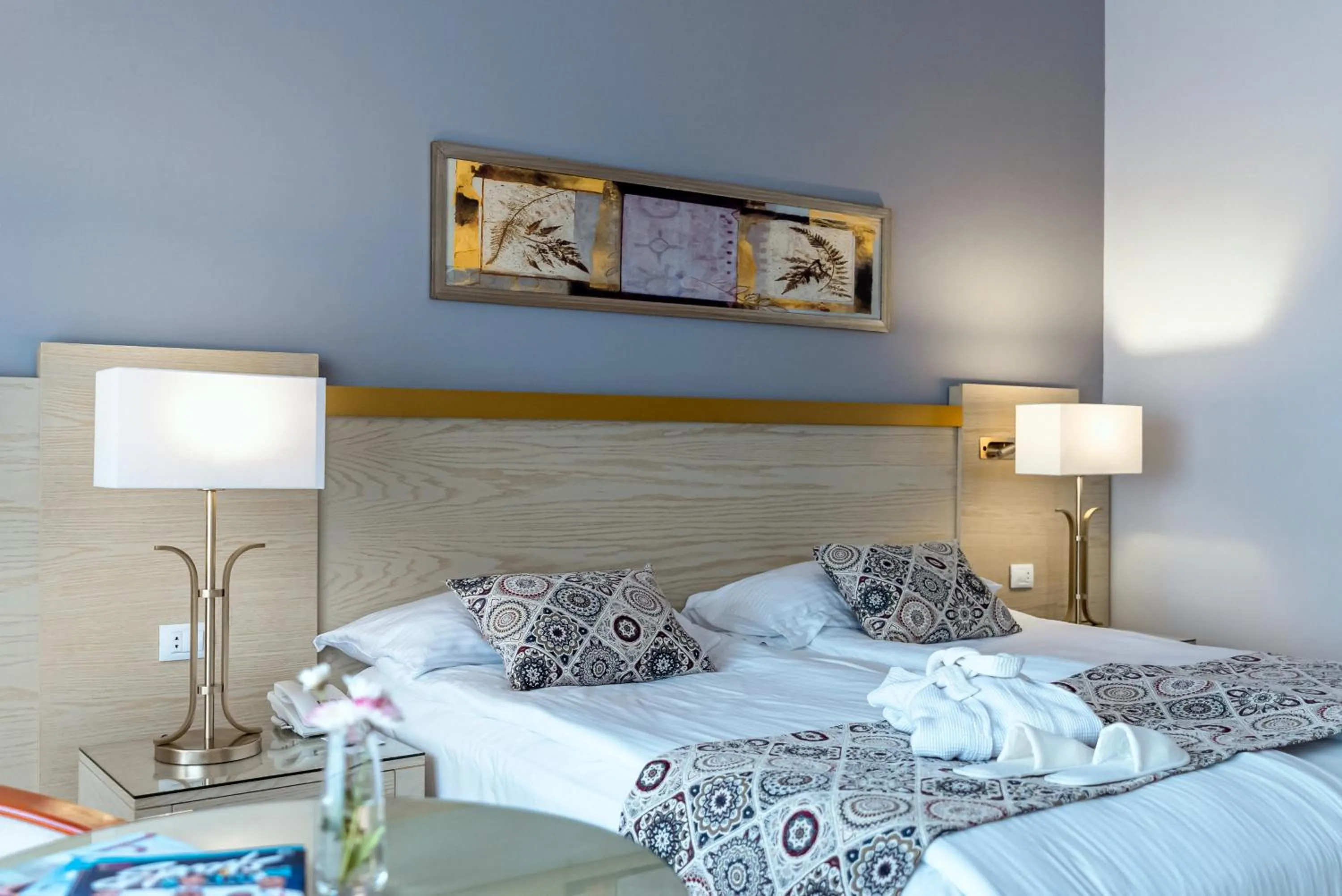 Bed in Swiss Inn Pyramids Golf Resort