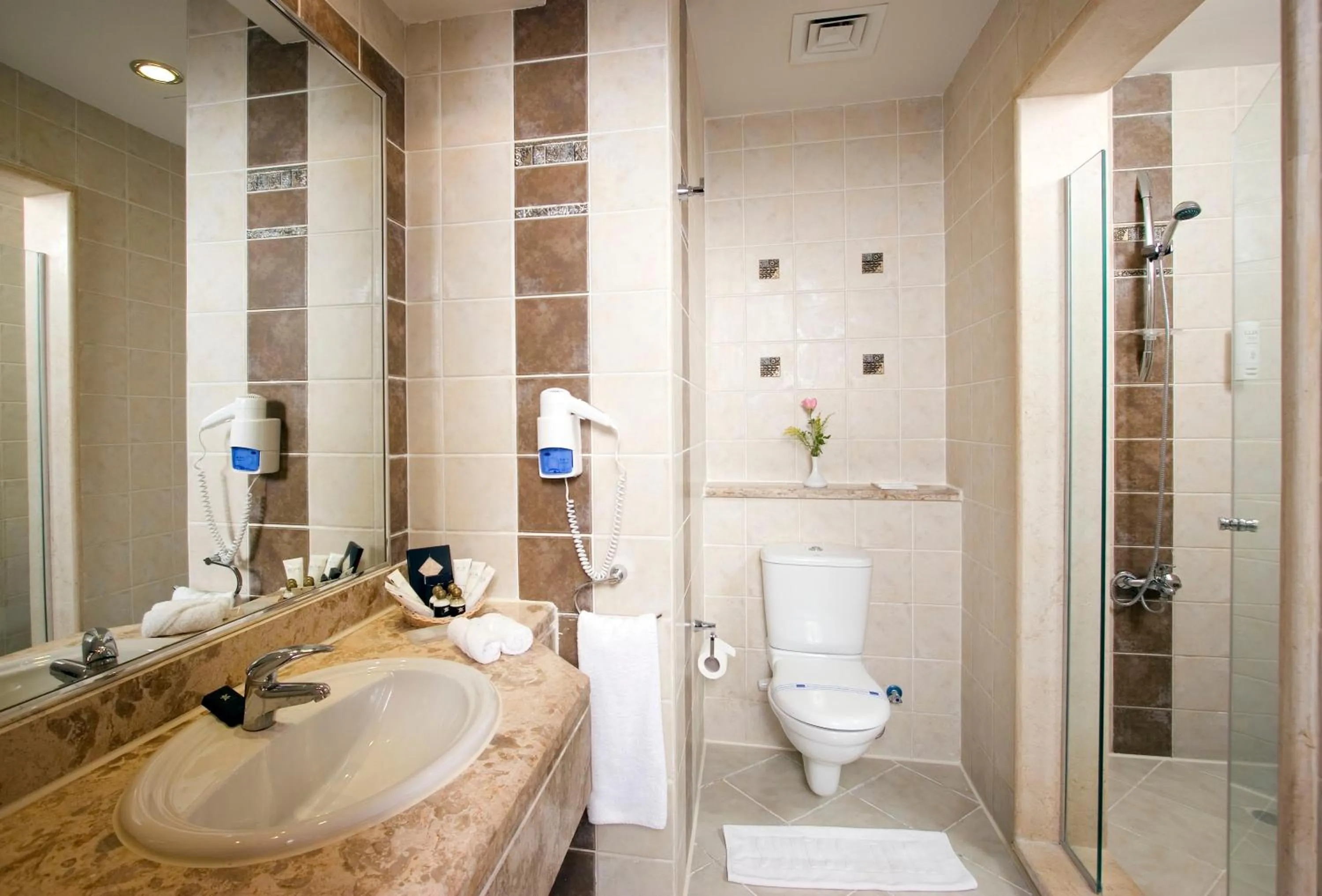 Bathroom in Swiss Inn Pyramids Golf Resort