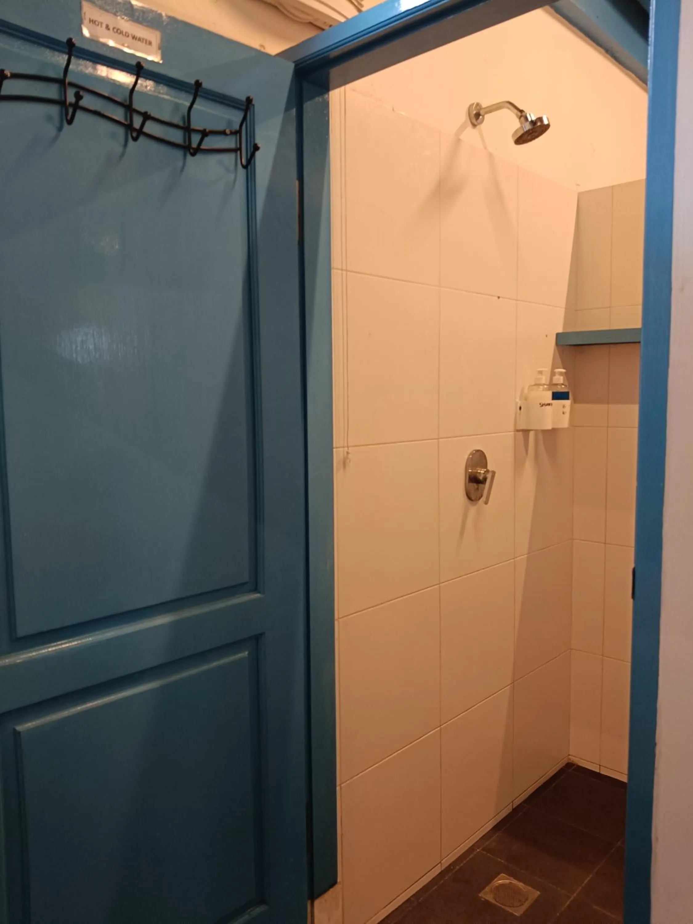 Shower in Gili Beach Bum Hostel