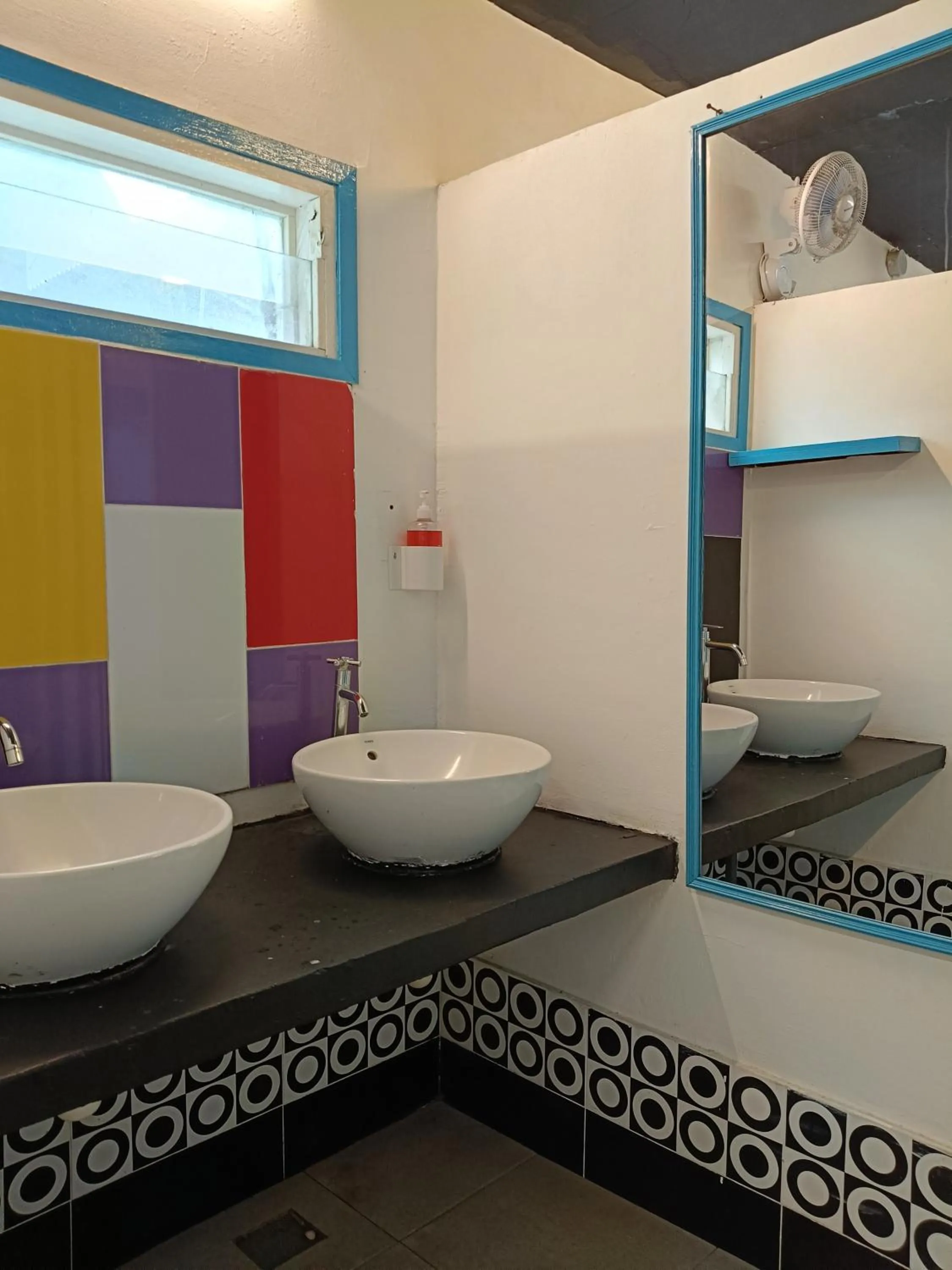 Bathroom in Gili Beach Bum Hostel