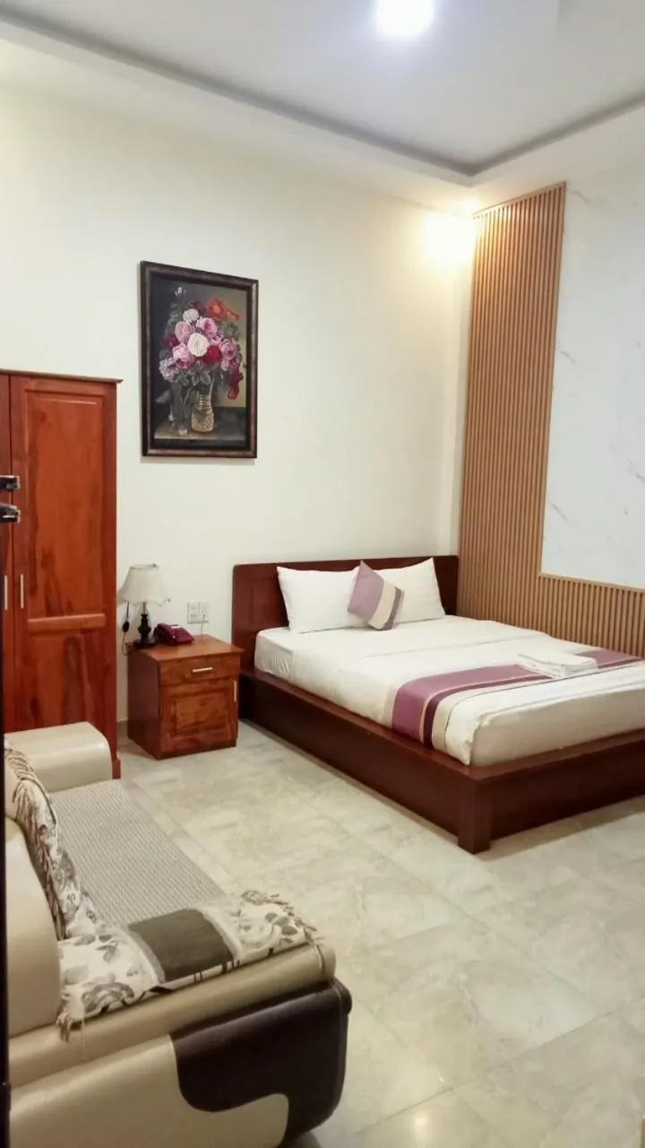 Bed in Hoang Quan Hotel