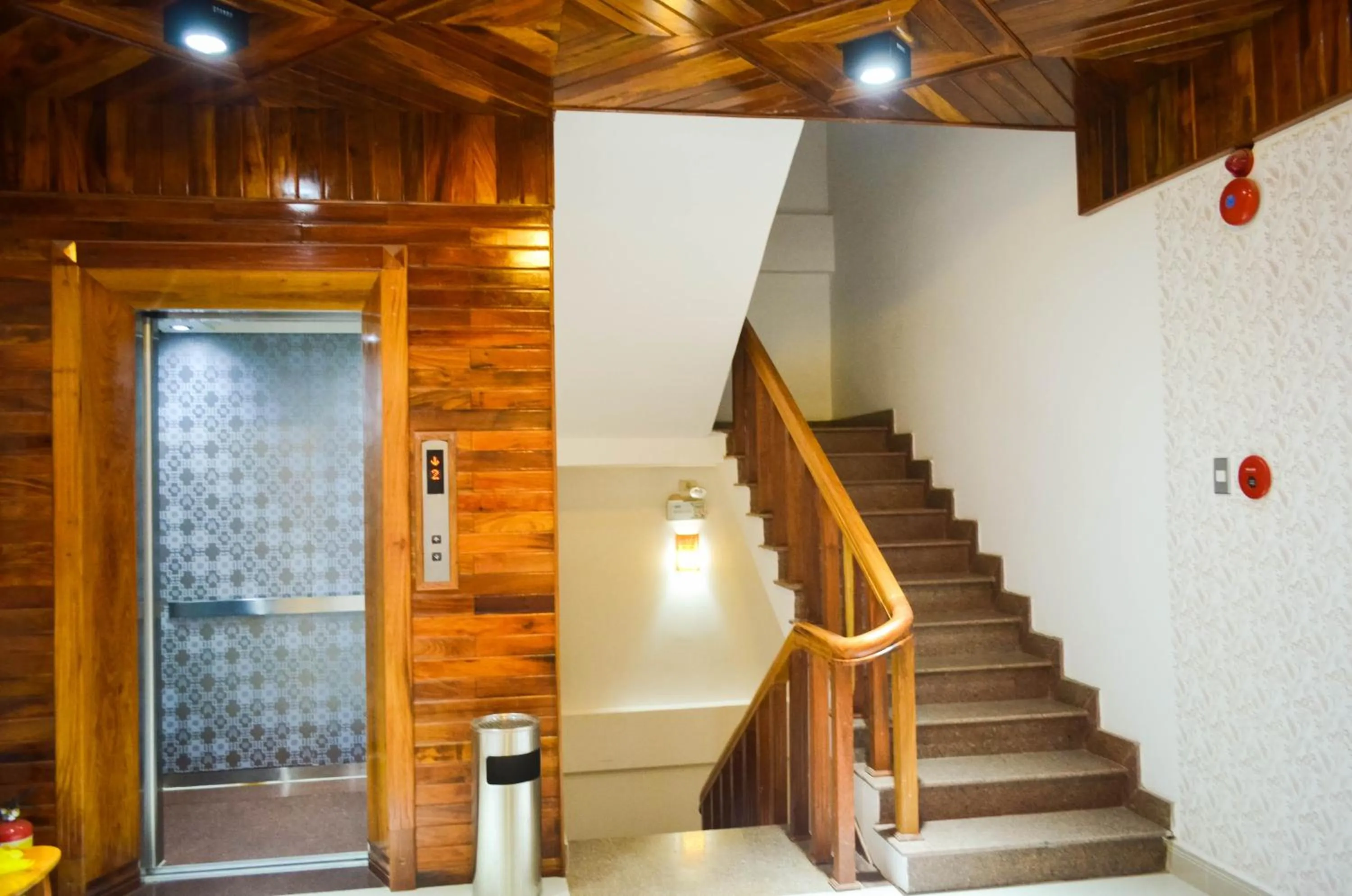 Property building in San San Hotel Da Nang