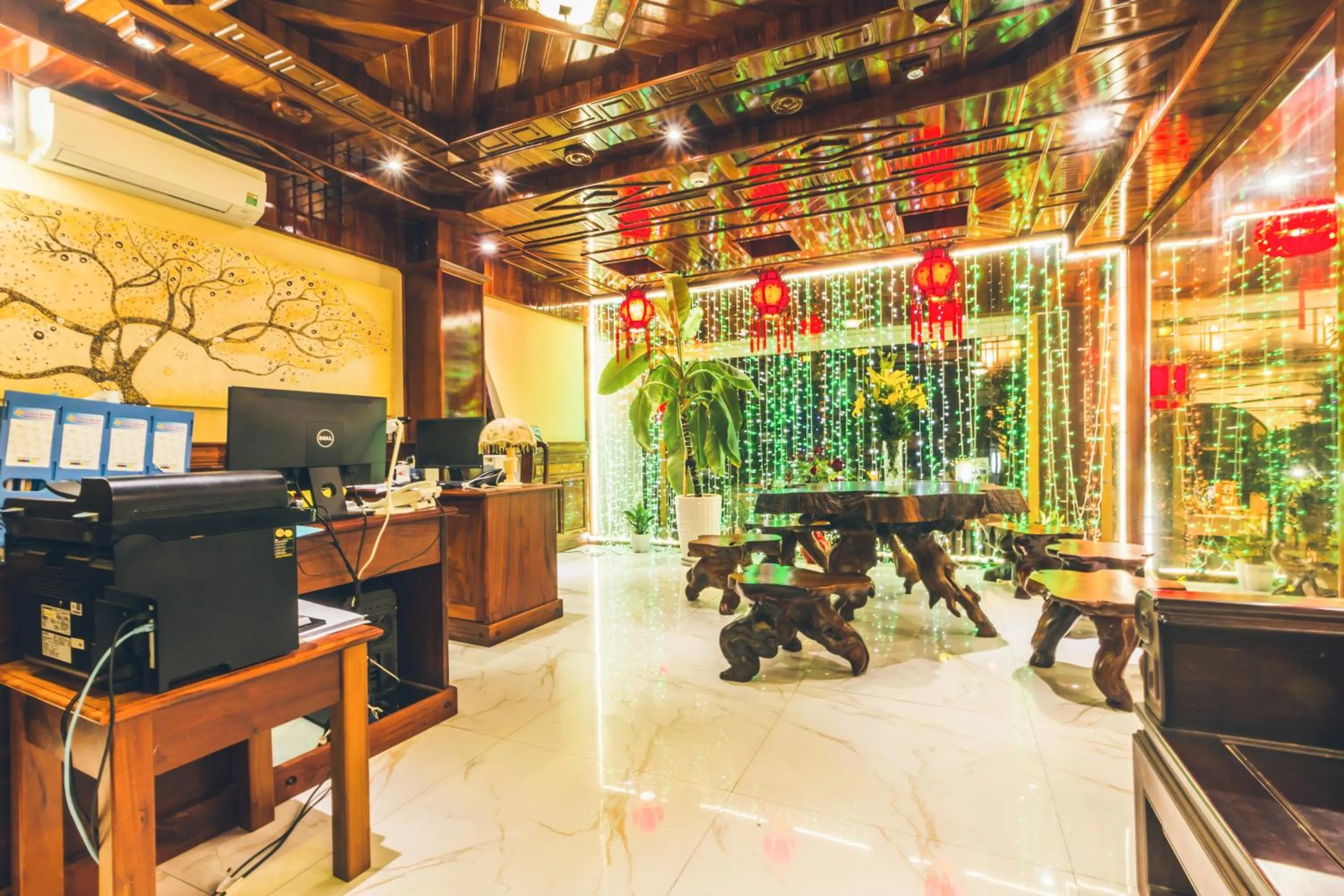 Lobby or reception in San San Hotel Da Nang