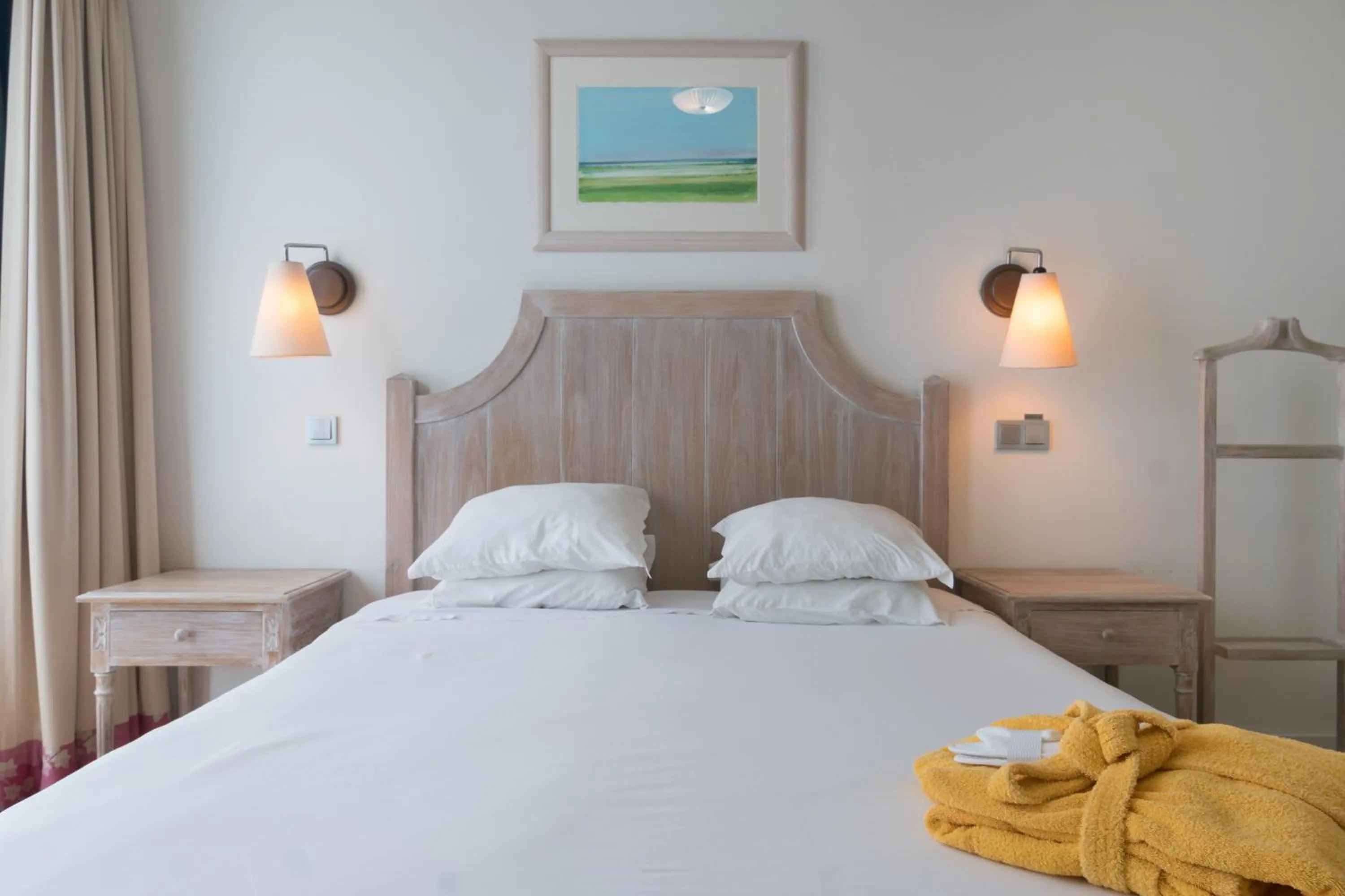 Bed in Casa do Médico de São Rafael