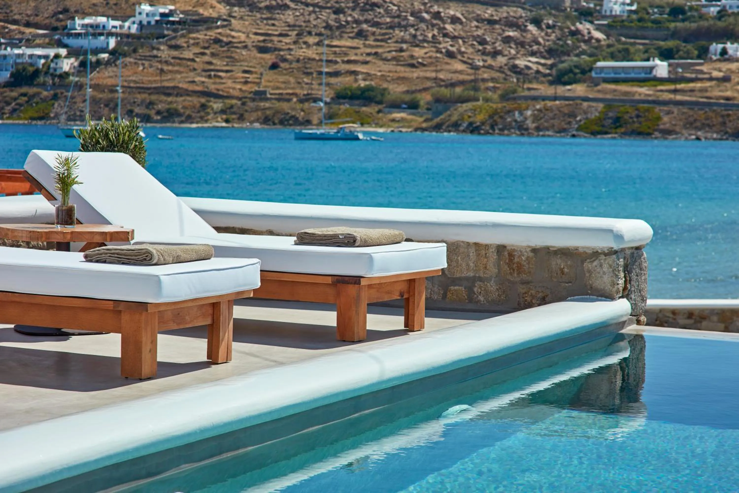 Pool view in Mykonos Waves Beach House & Suites