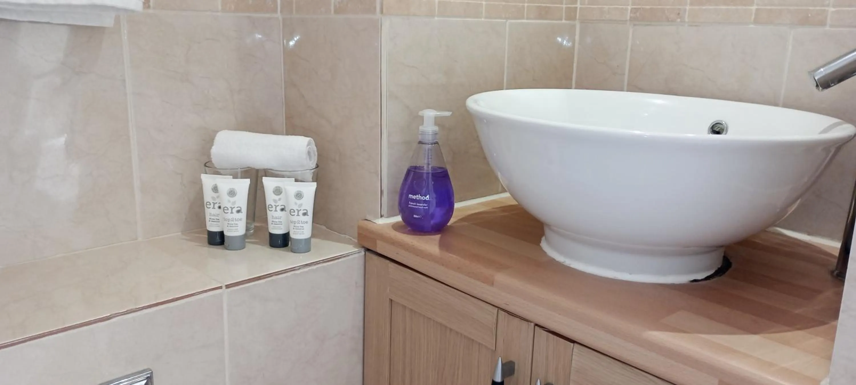 Bathroom in Durham House