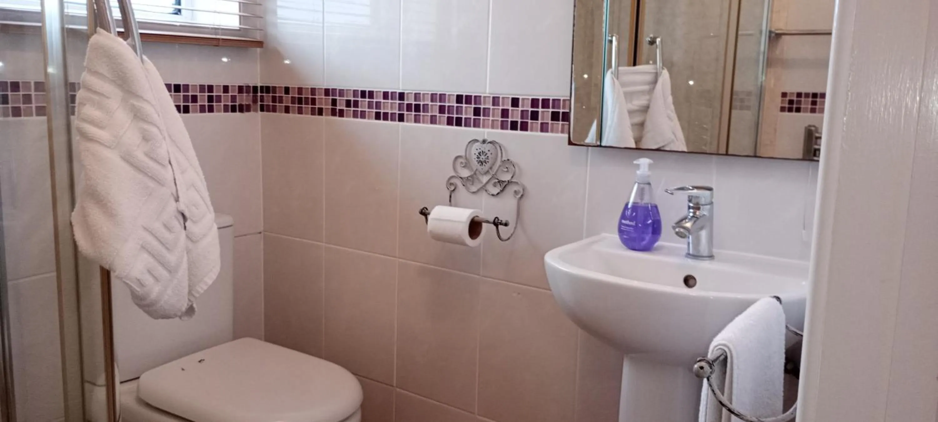 Bathroom in Durham House