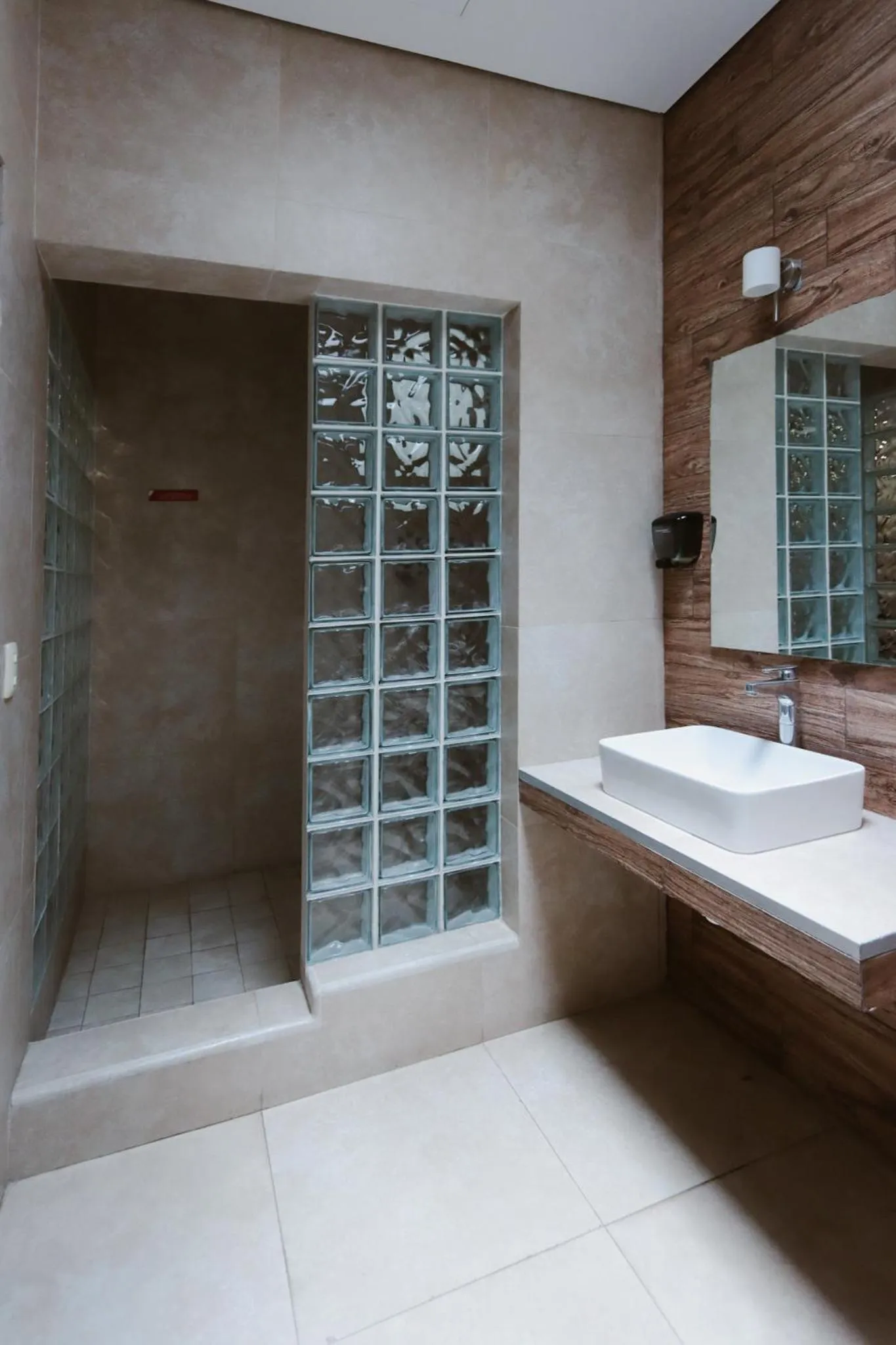 Bathroom in Auto Hotel Las Maravillas