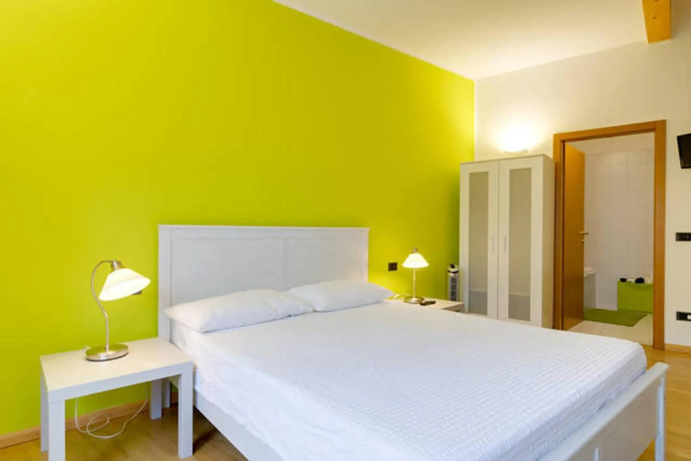 Twin Room with Private Bathroom in B&B al Palazzo Malfatti Twin Room with Private Bathroom in B&B al Palazzo Malfatti
