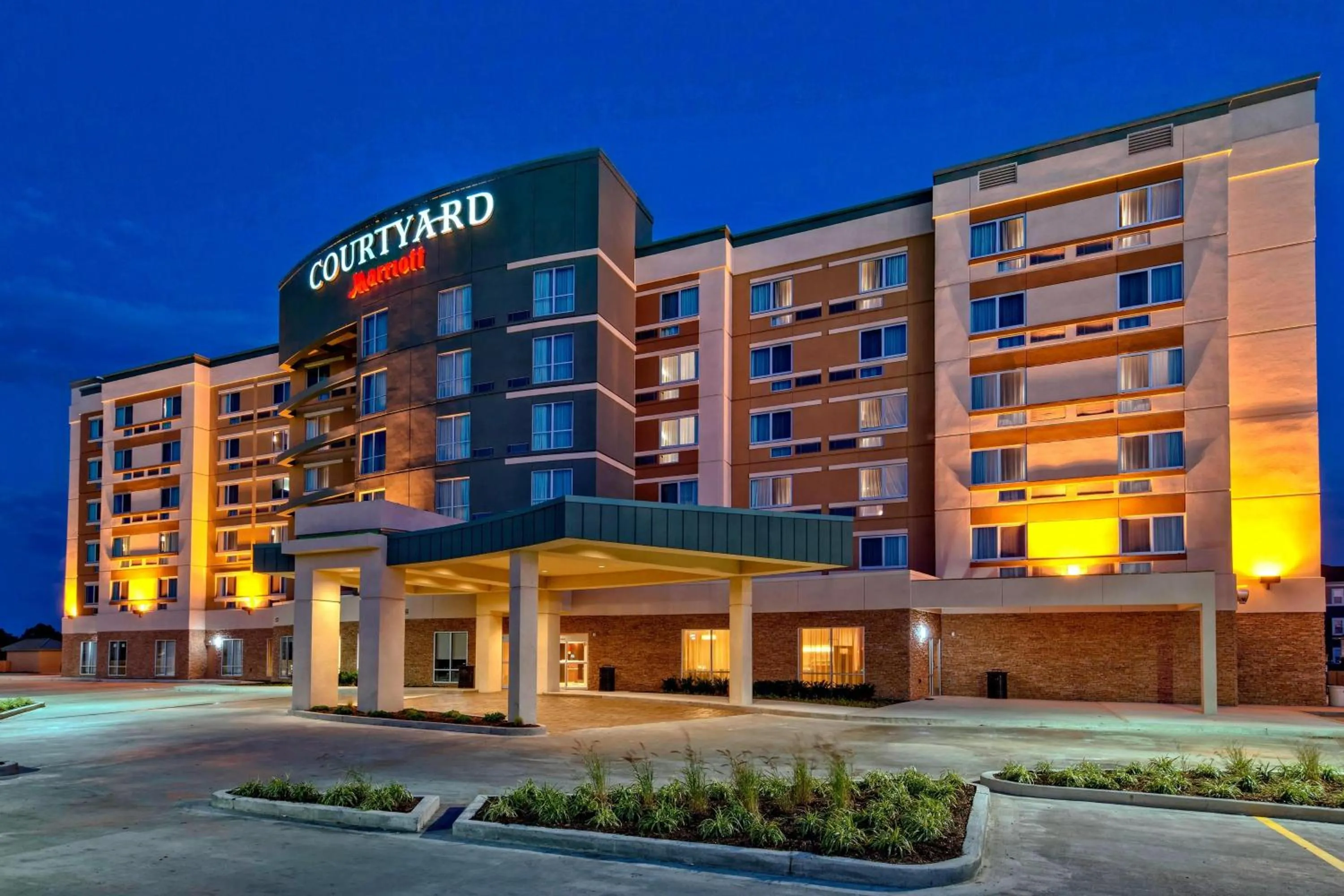 Property building in Courtyard by Marriott Westbury Long Island