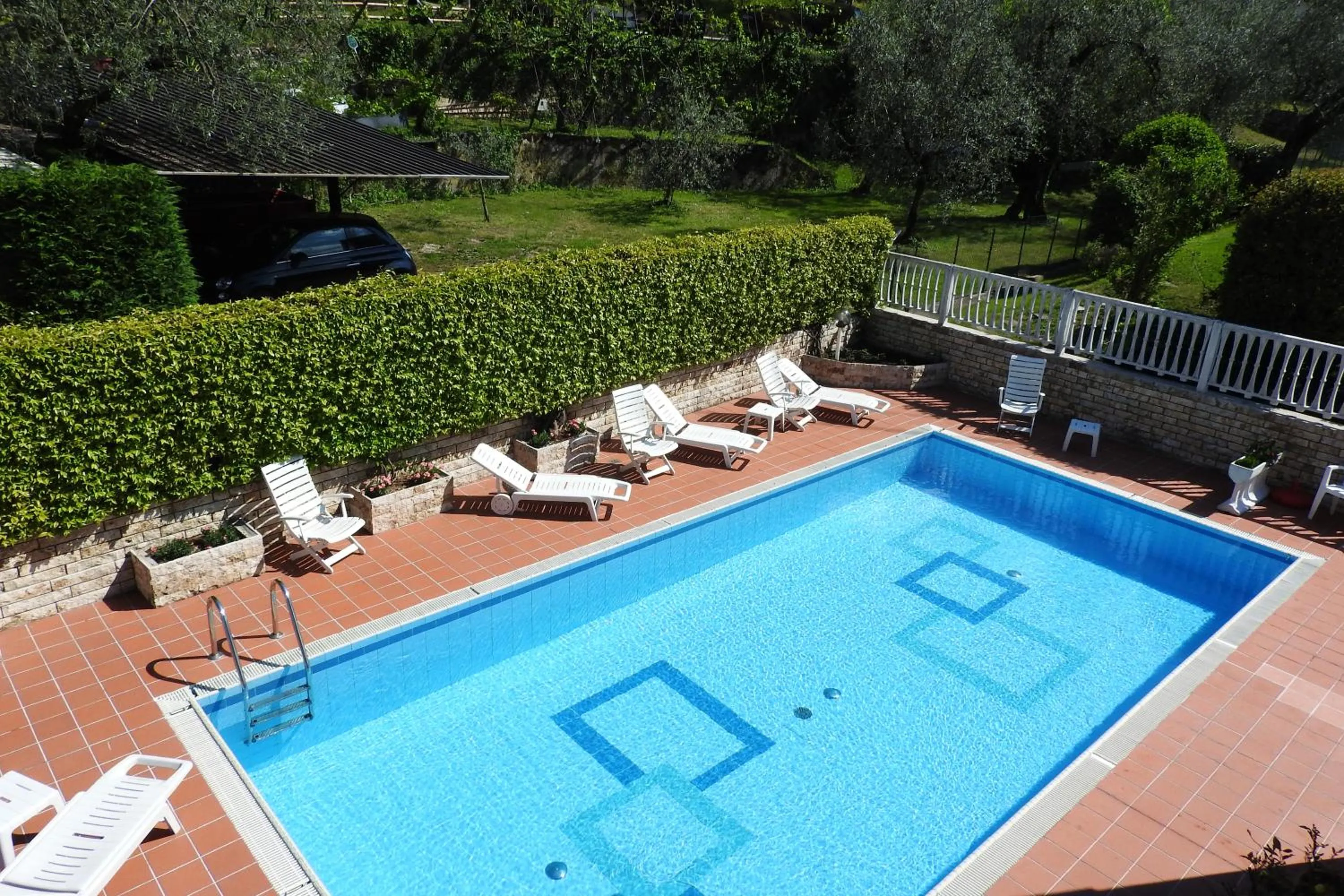 Swimming pool in Villa Fiori