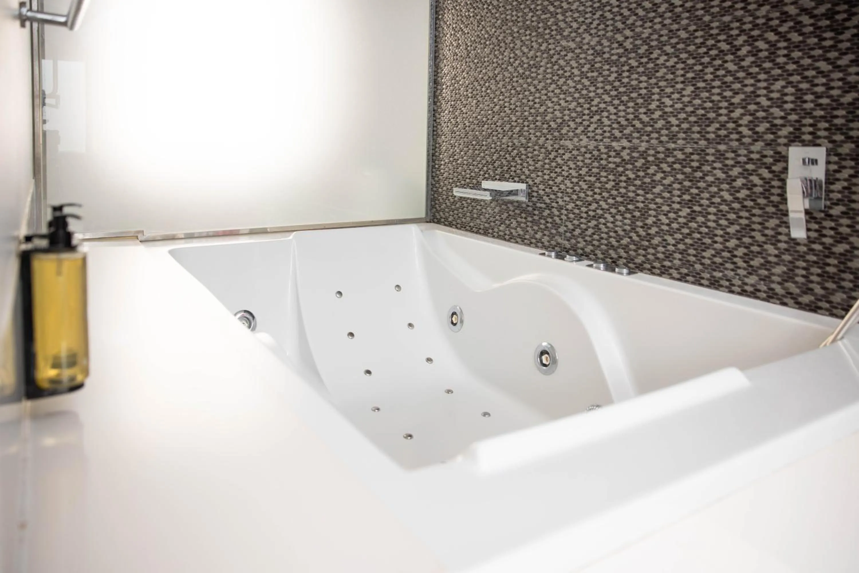 Hot Tub in RVHotels Palau Lo Mirador