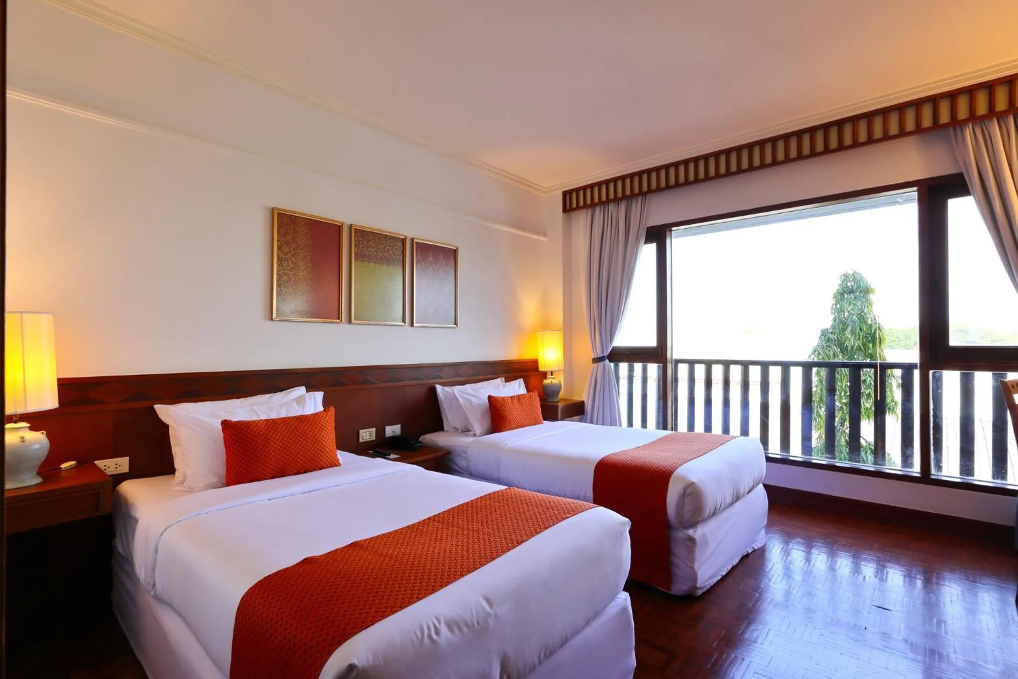 Bed in Wienglakor Hotel Lampang