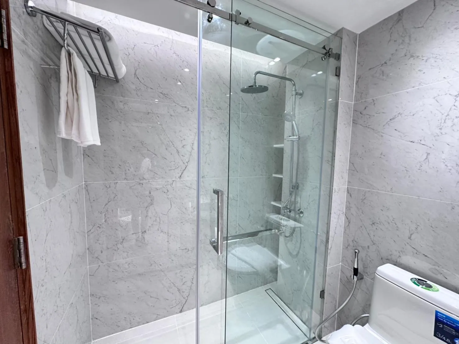 Shower in Wienglakor Hotel Lampang