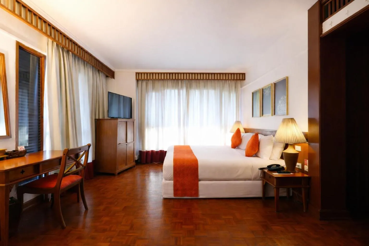 Bed in Wienglakor Hotel Lampang