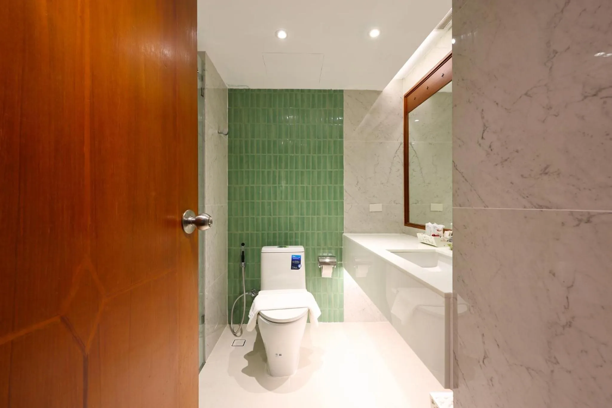 Shower in Wienglakor Hotel Lampang