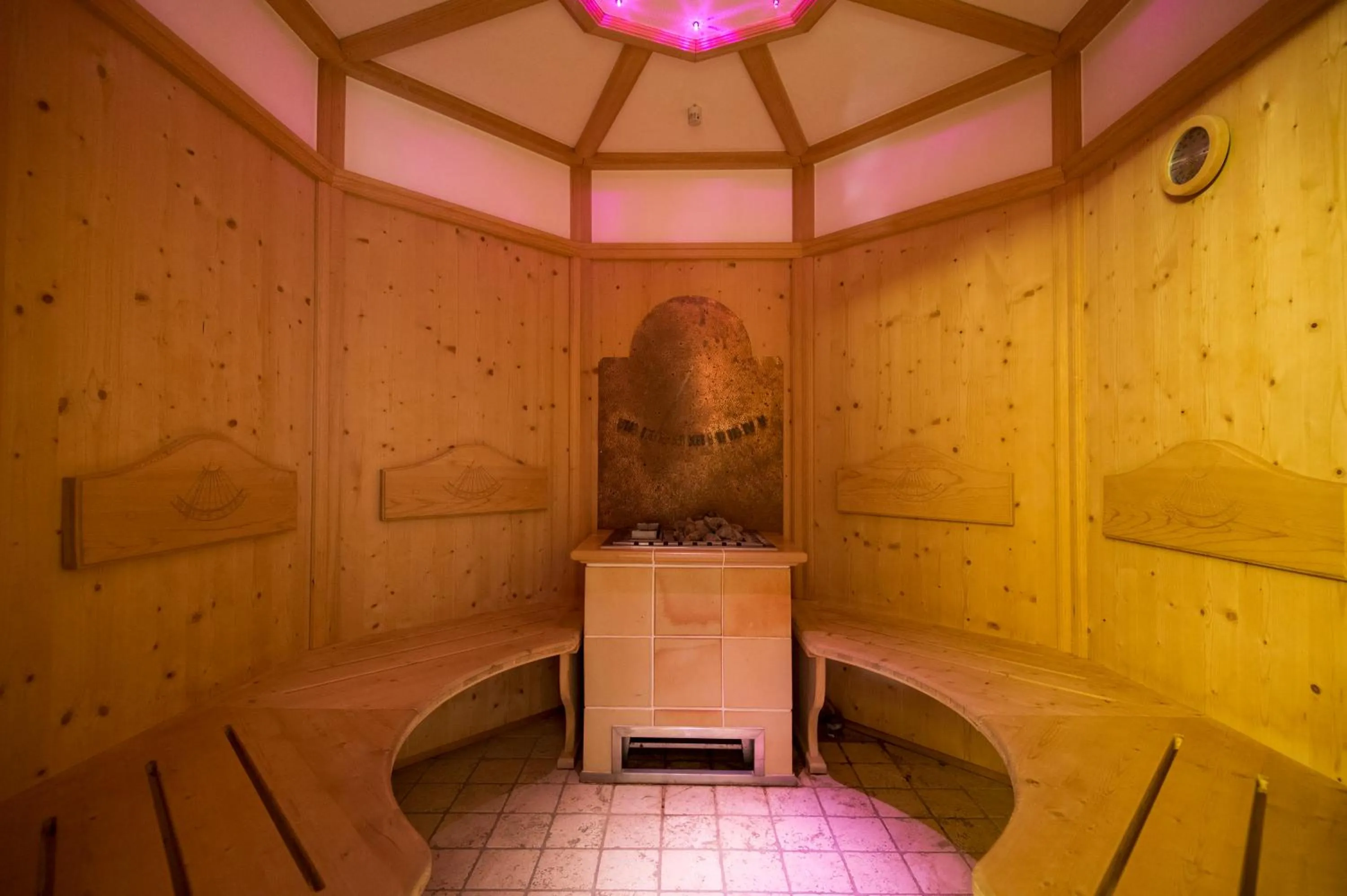 Sauna in Charmehotel Uhrerhof - Deur