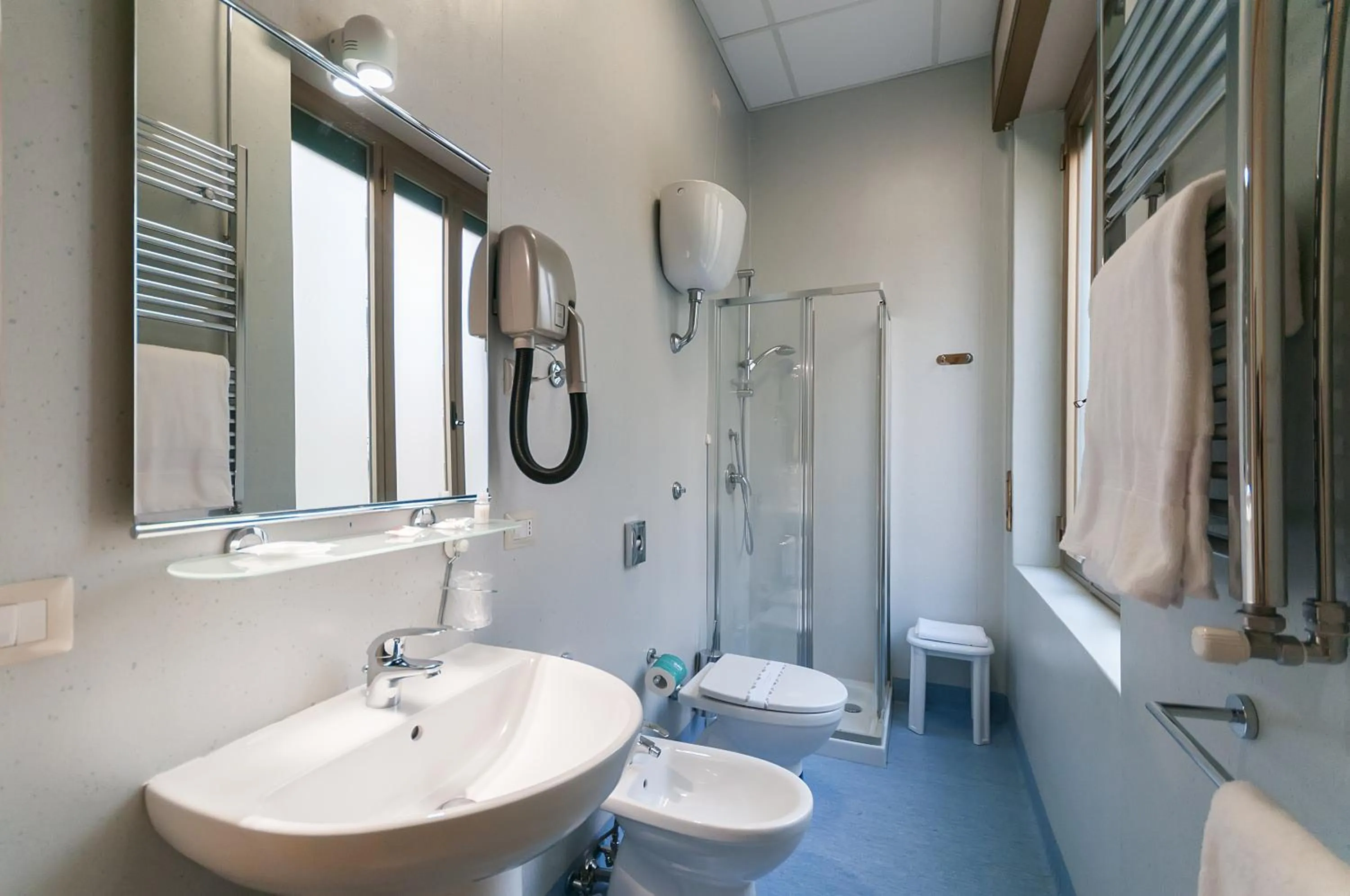 Shower in Villa Albina