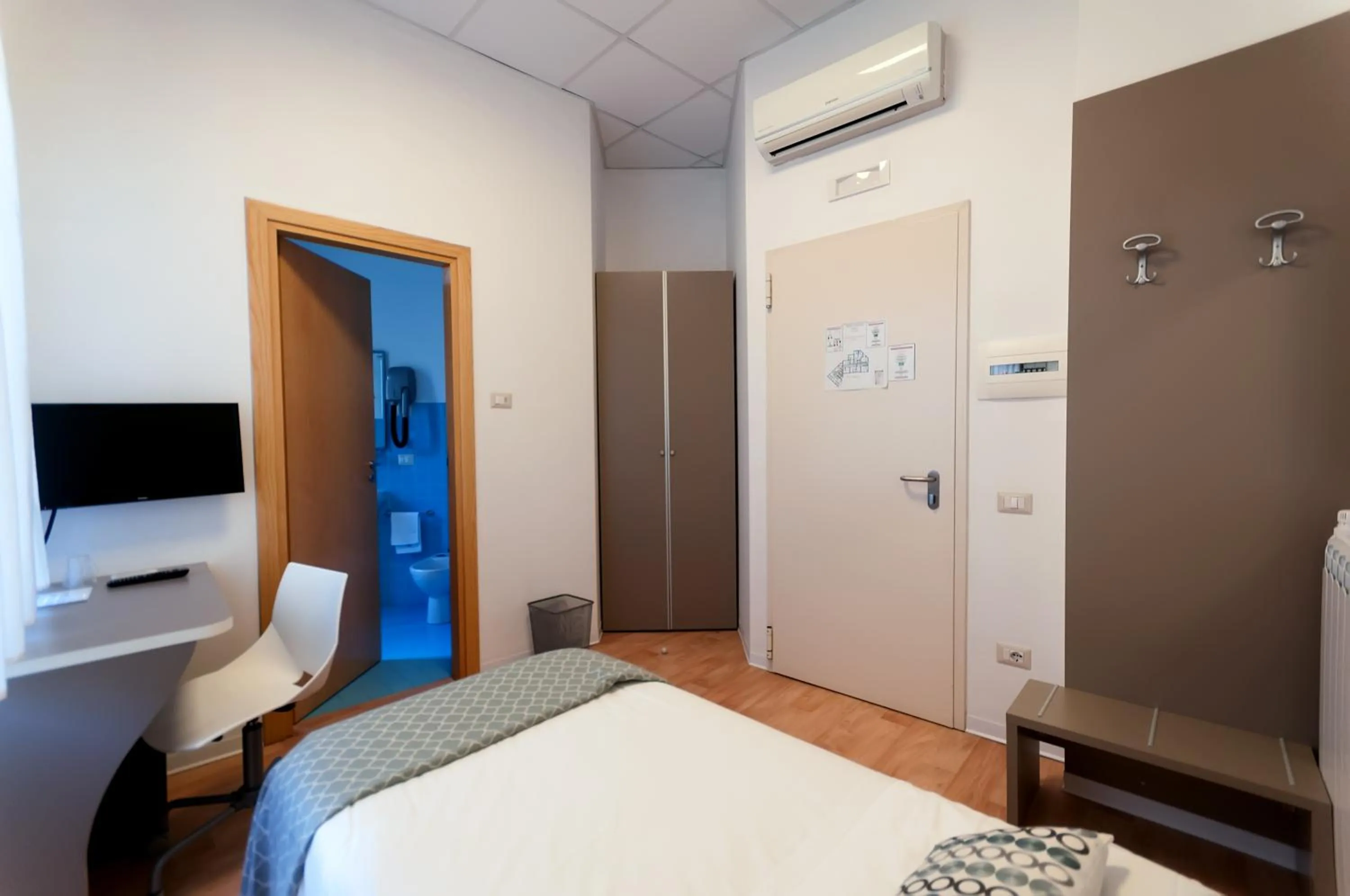 Bedroom, Bed in Villa Albina