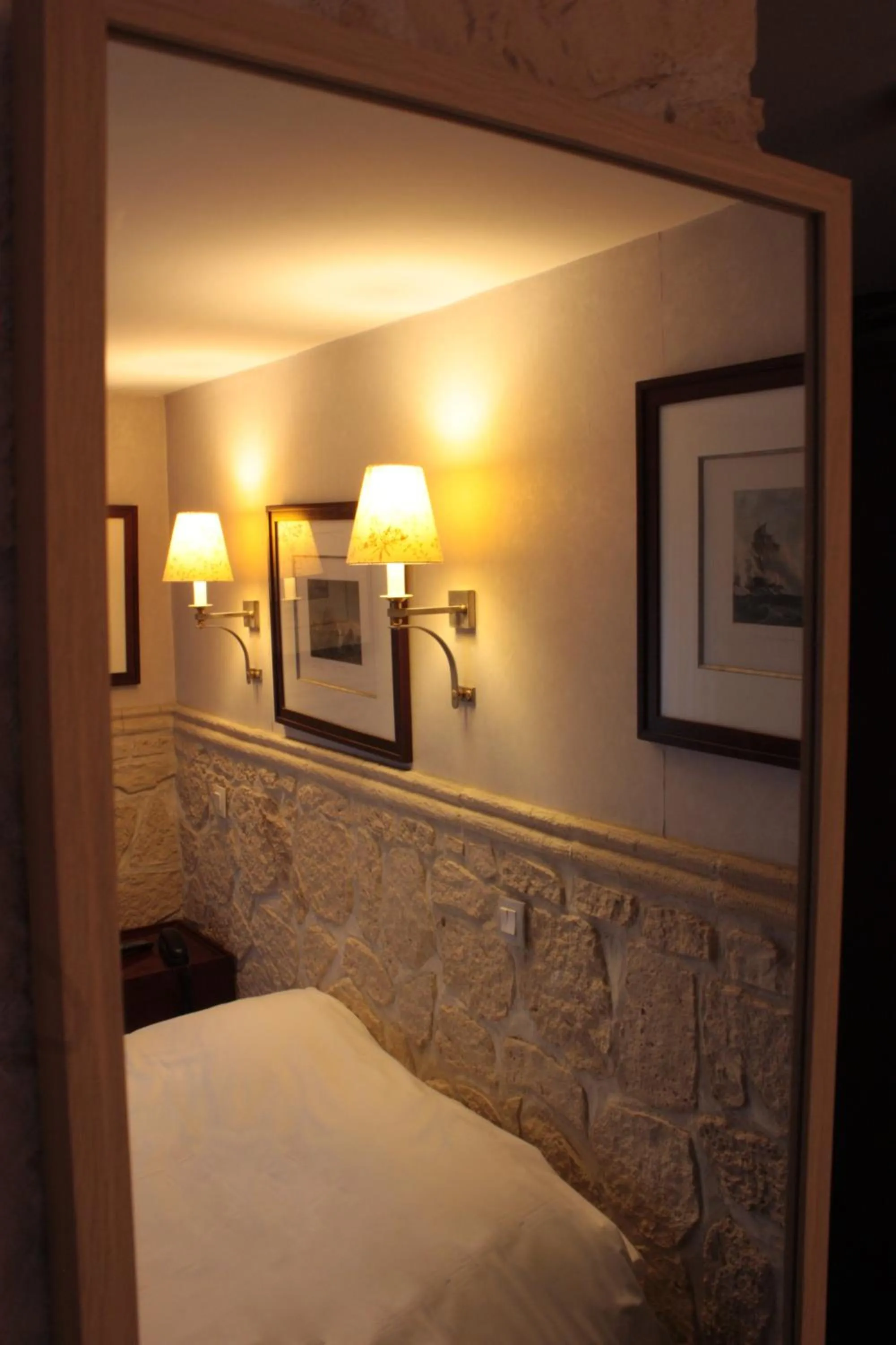 Decorative detail, Bed in Hotel Hauteville Opera