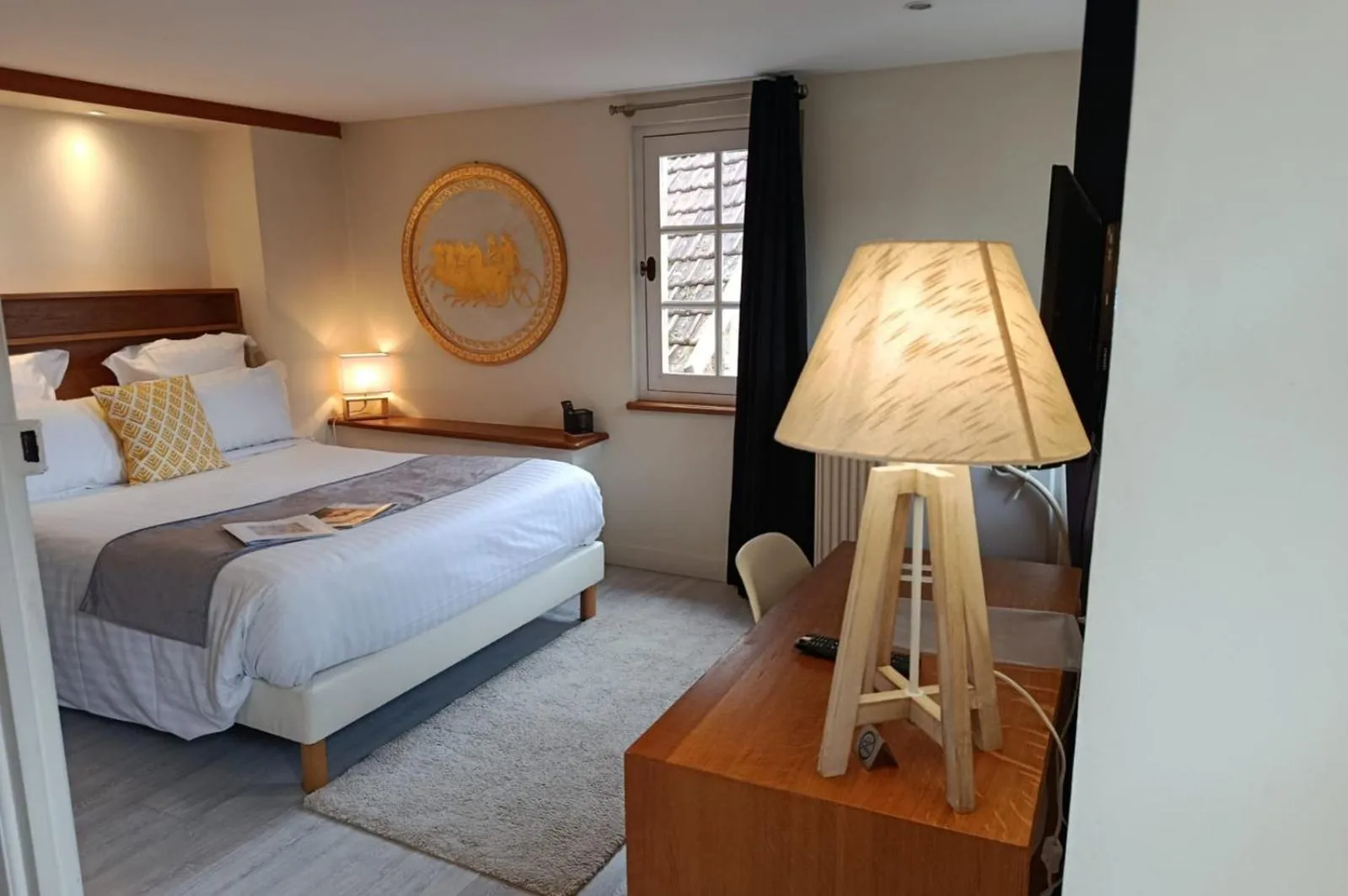 Bed in Les Glycines Vézelay