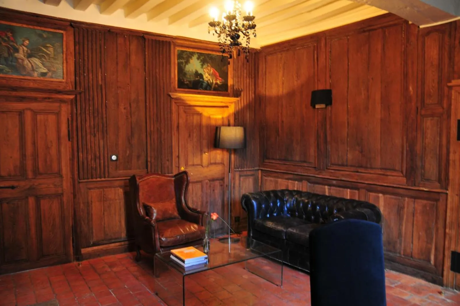 Seating area in Les Glycines Vézelay