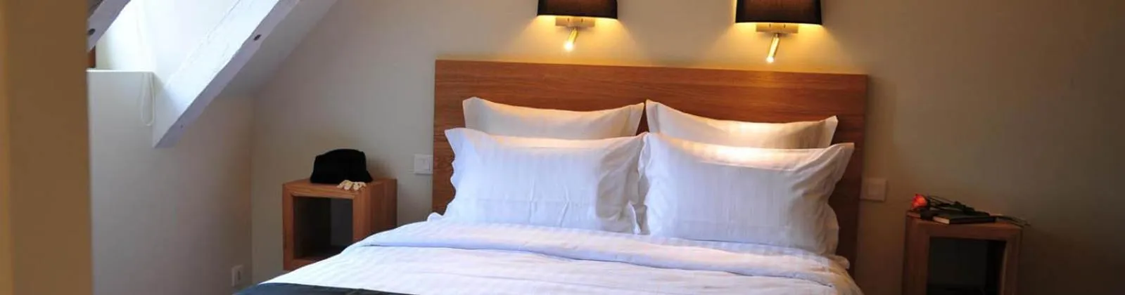 Bed in Les Glycines Vézelay