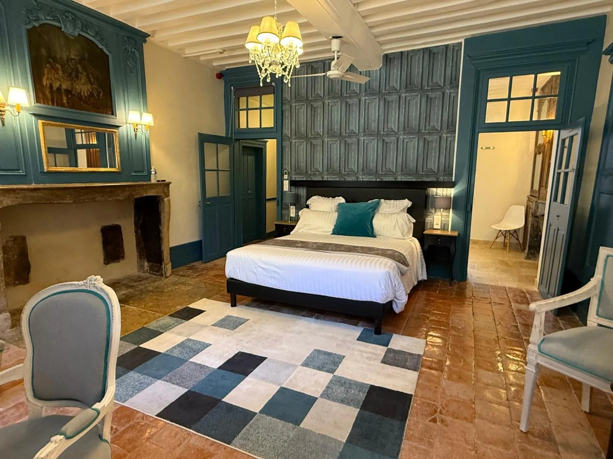 Bed in Les Glycines Vézelay