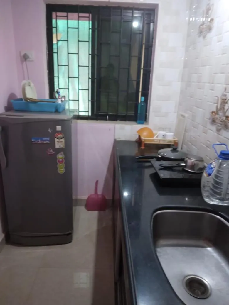 Kitchen or kitchenette in Madrid Home 2 min walk to Beach
