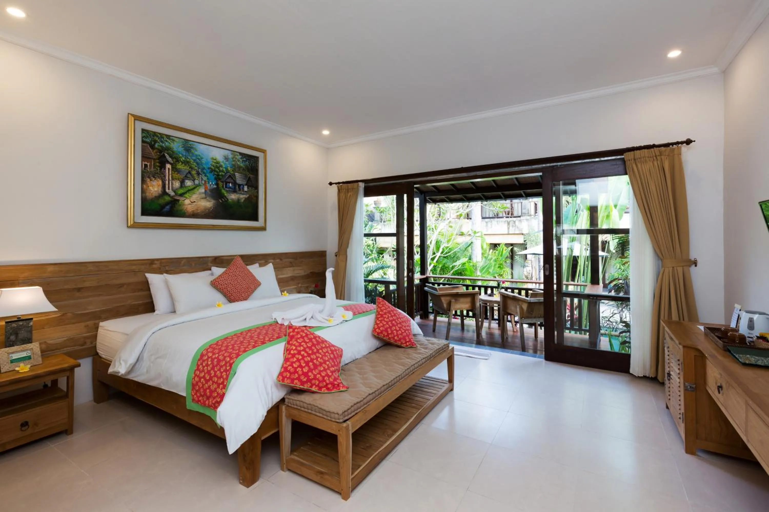 Photo of the whole room, Bed in Meruhdani Boutique Hotel Ubud