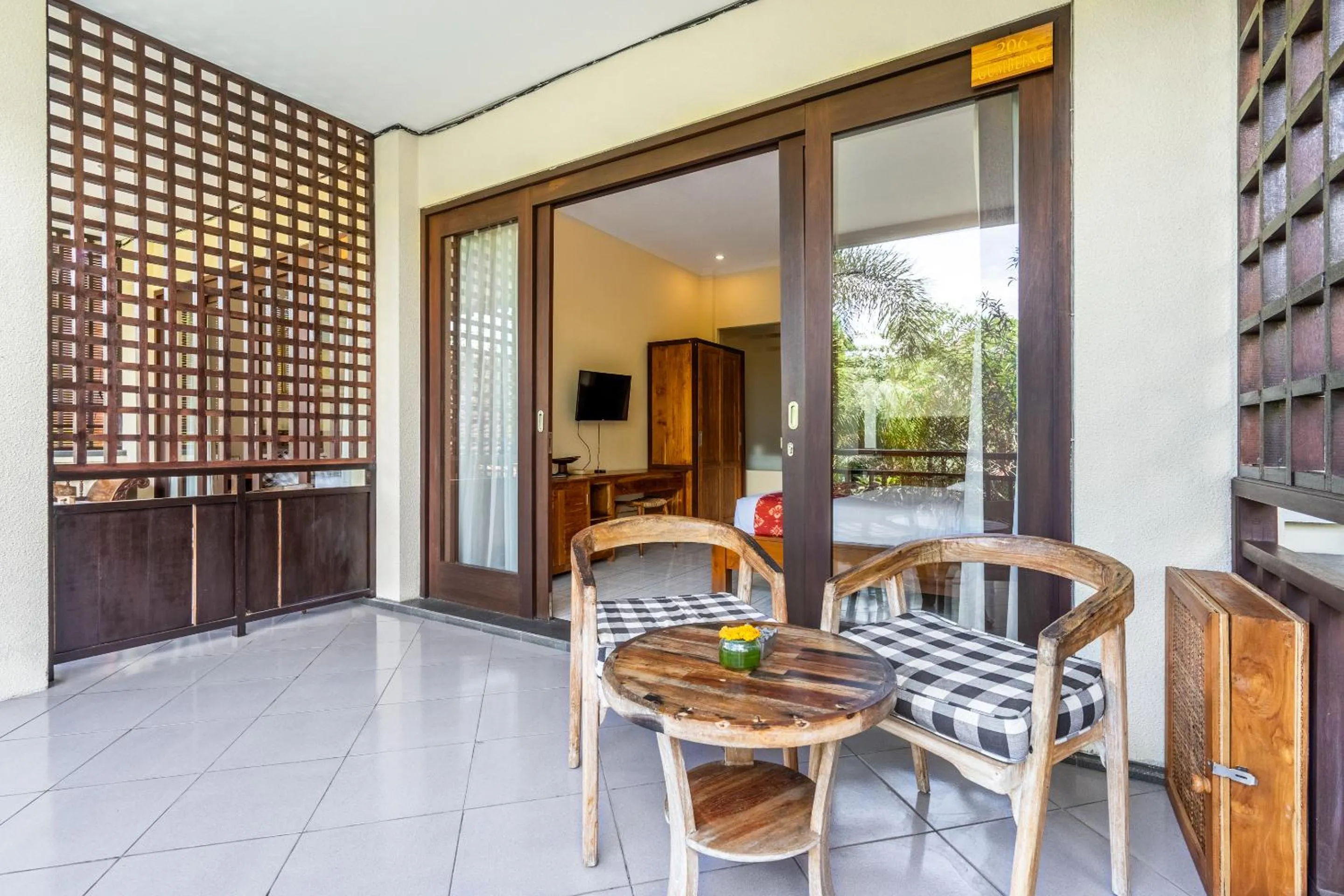 Seating area in Meruhdani Boutique Hotel Ubud