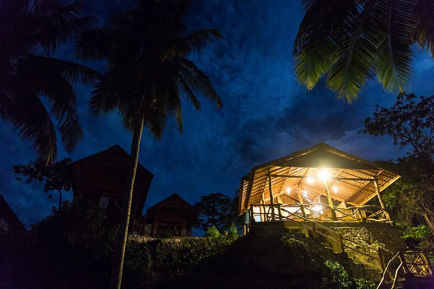 Restaurant/places to eat in BaraCoco Bungalows