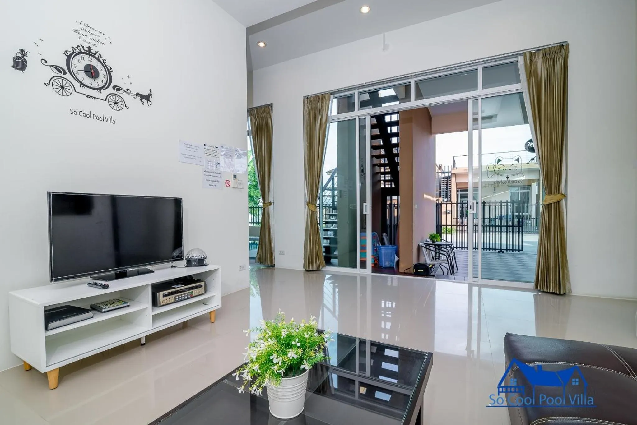 Living room in So Cool Pool Villa