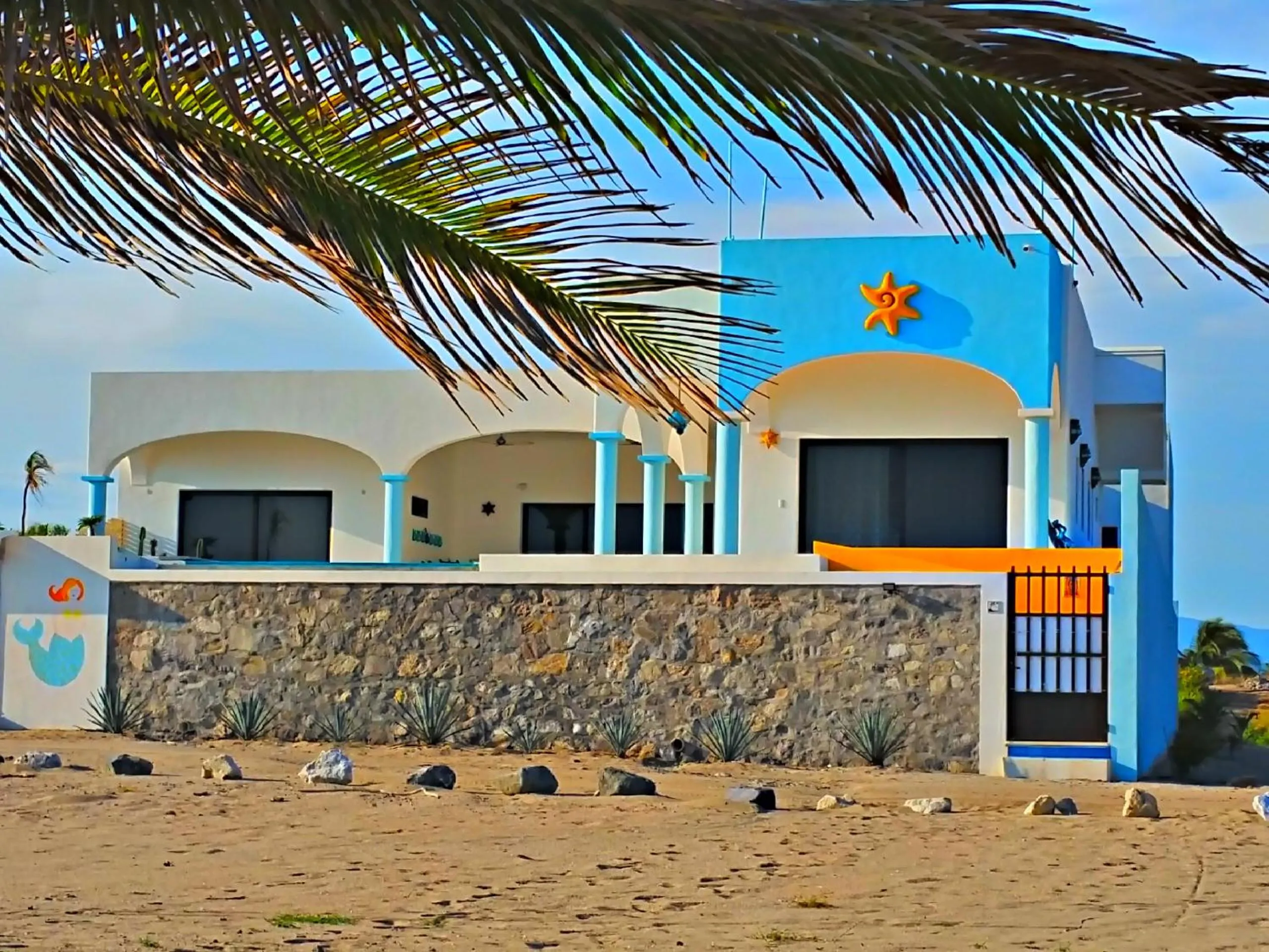 Facade/entrance in Villa Star of the Sea