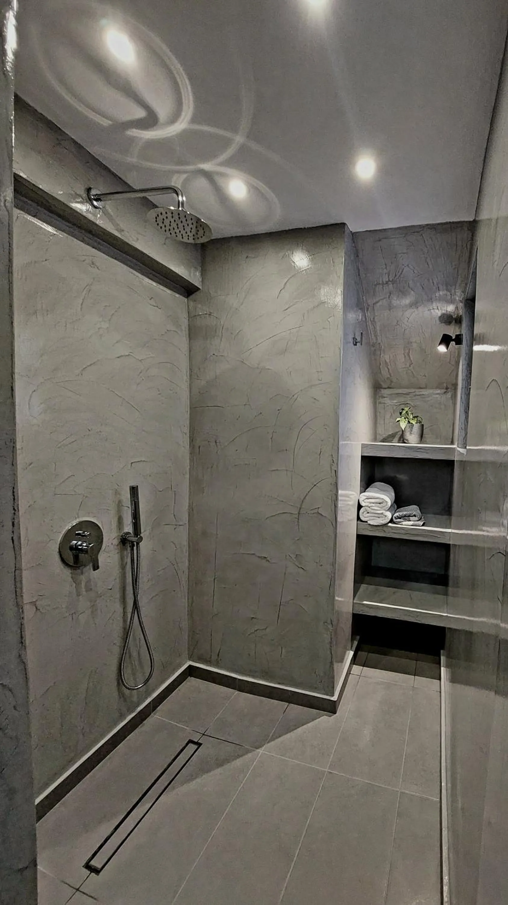 Shower in Anthonas Apartments