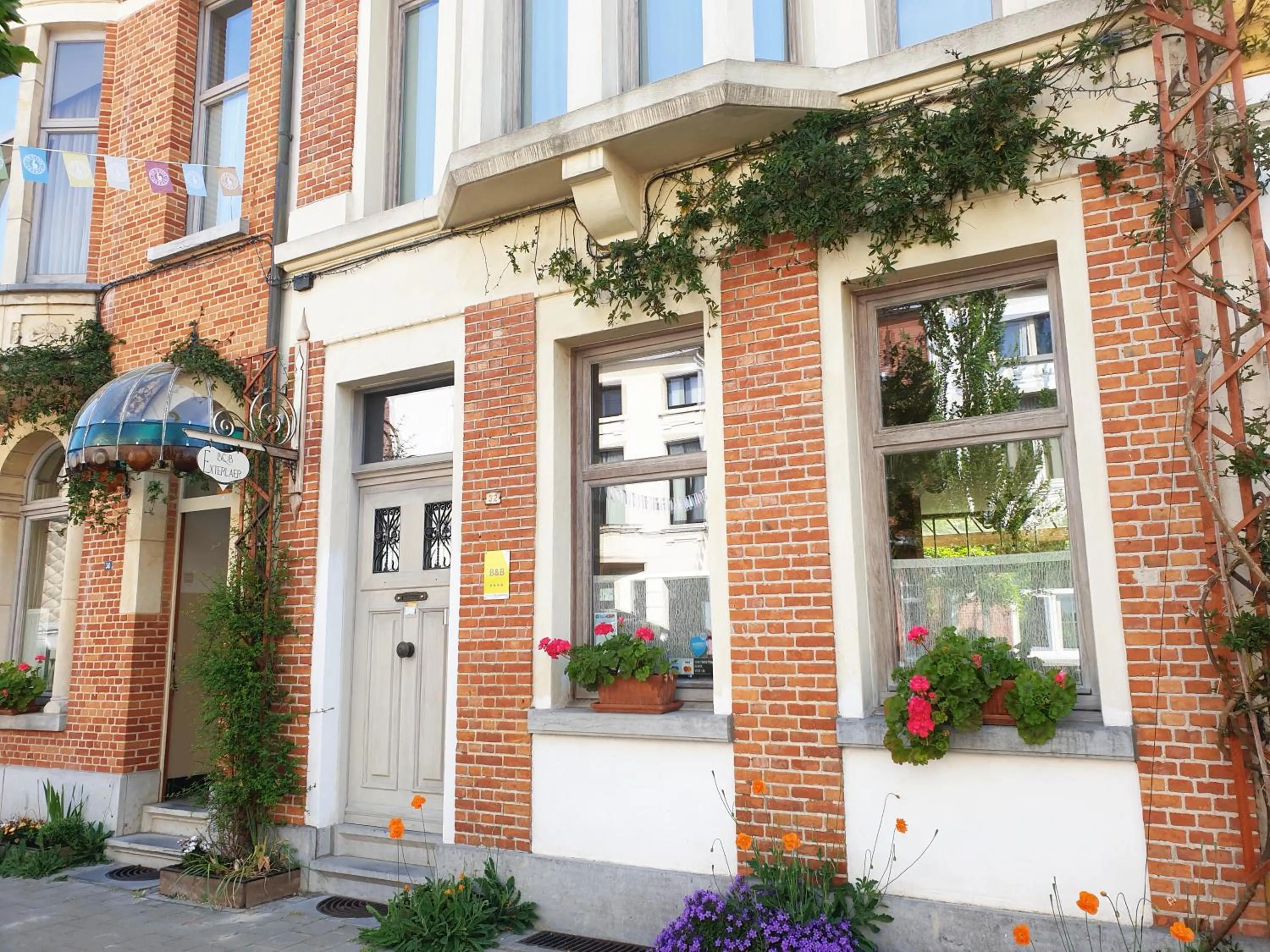 Property building in Bed & Breakfast Exterlaer