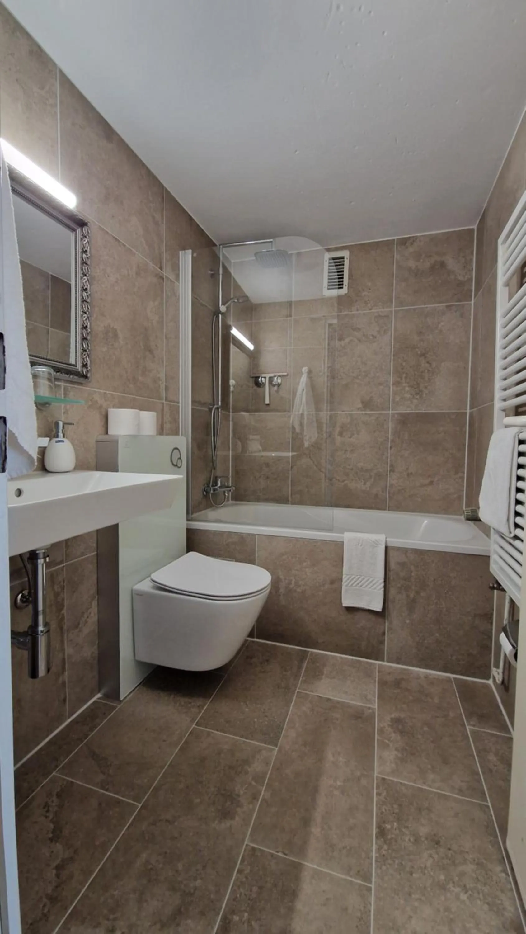 Bathroom in Apart Hotel Freiburg