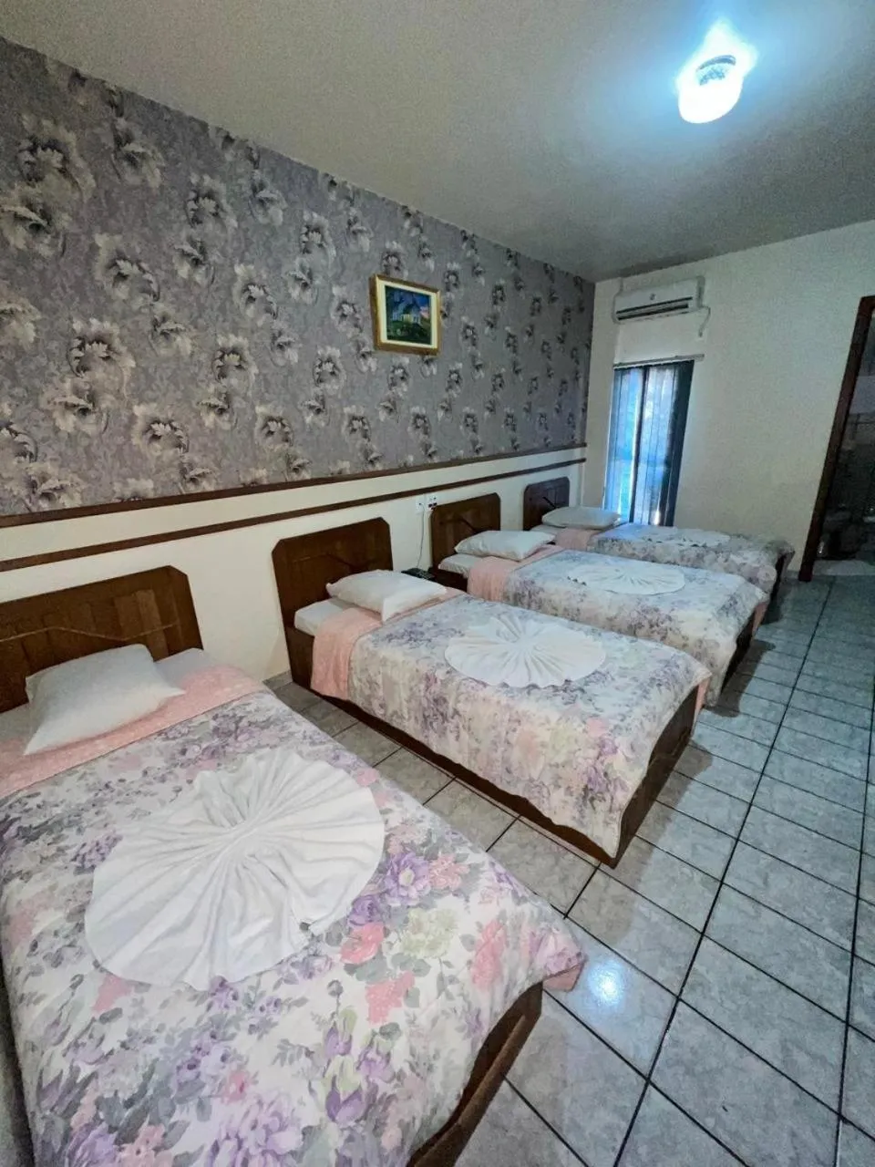 Bedroom, Bed in Tulipa Hotel