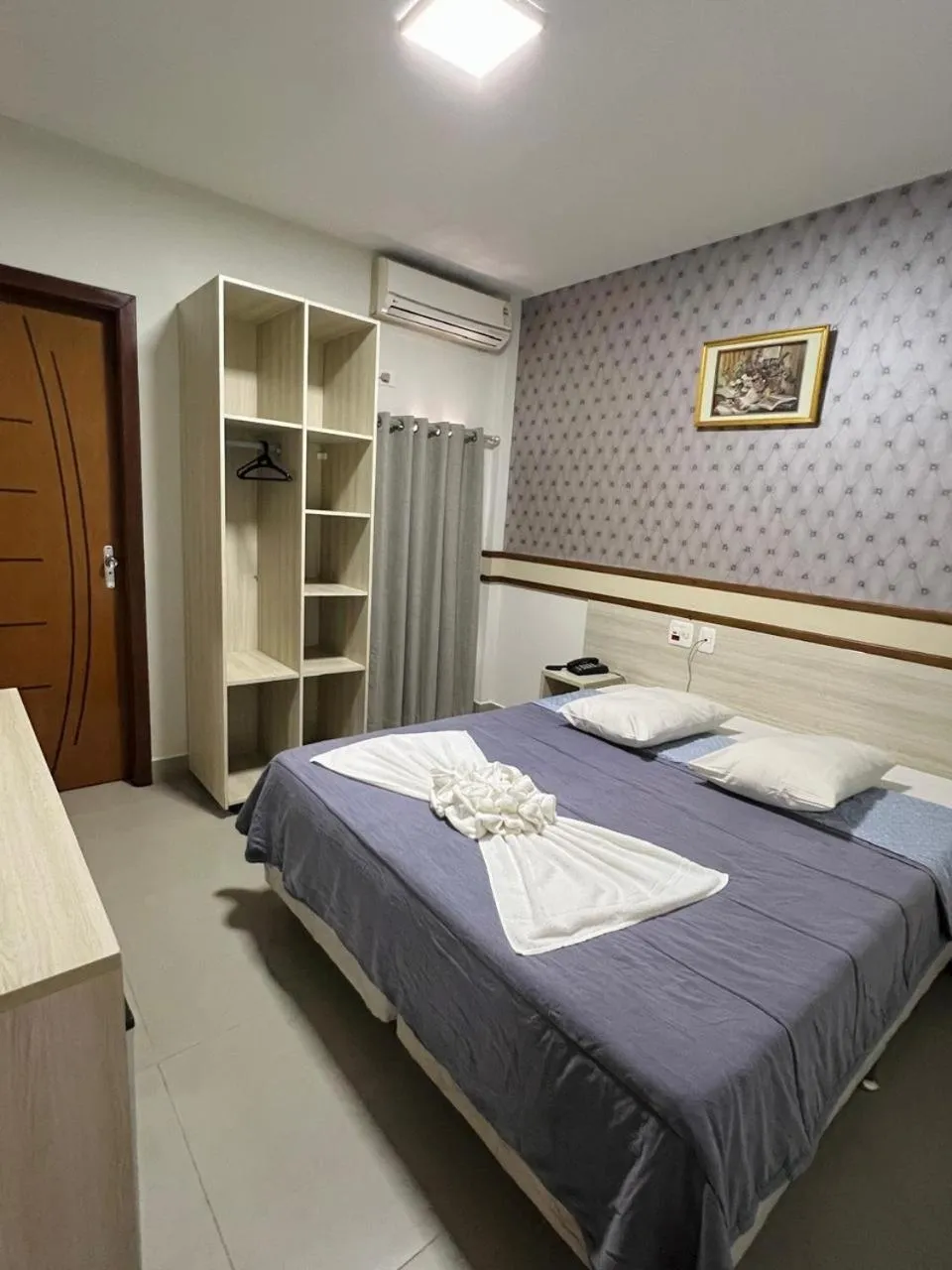 Decorative detail, Bed in Tulipa Hotel