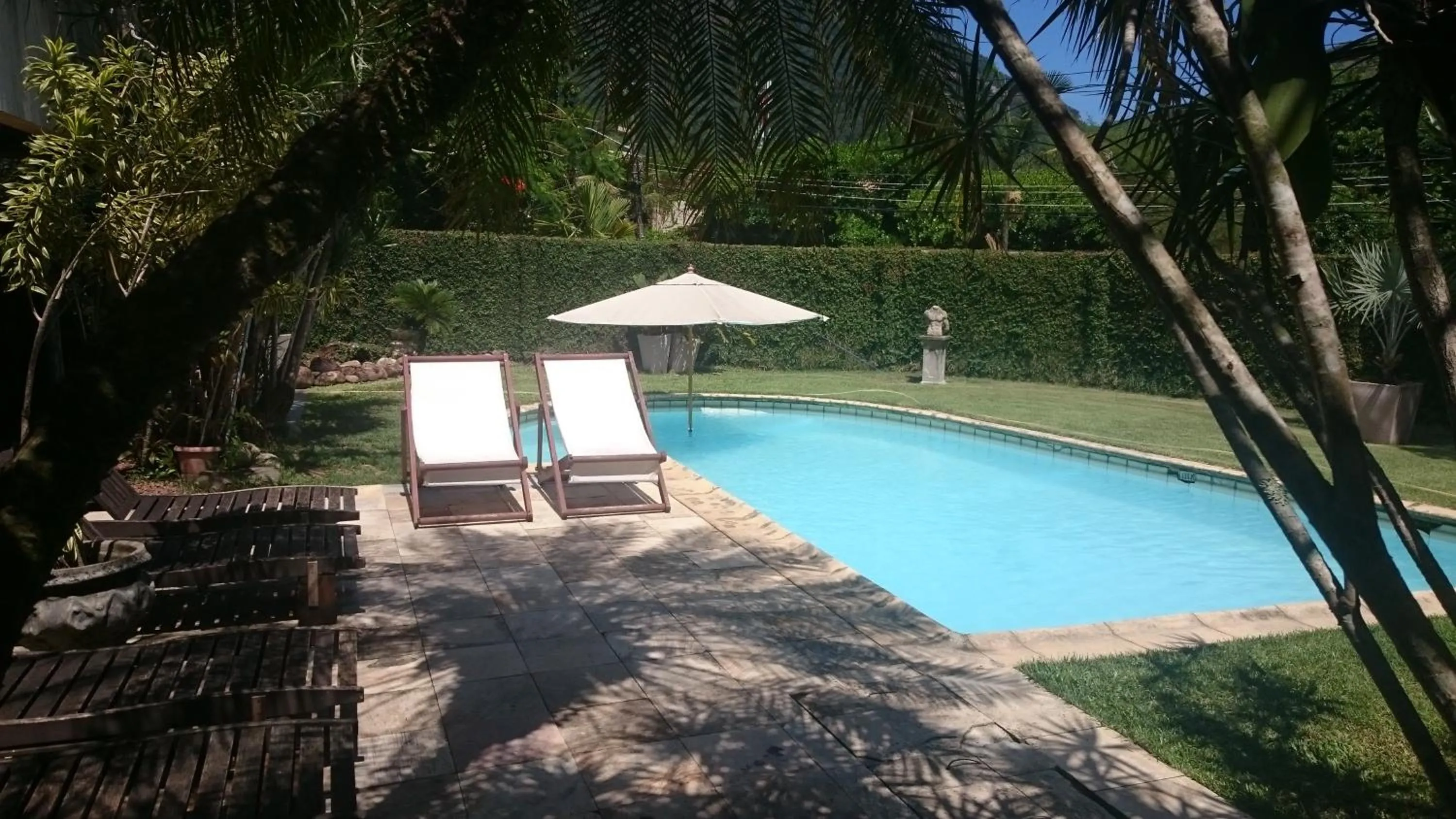 Swimming pool in REB Casa Itanhangá