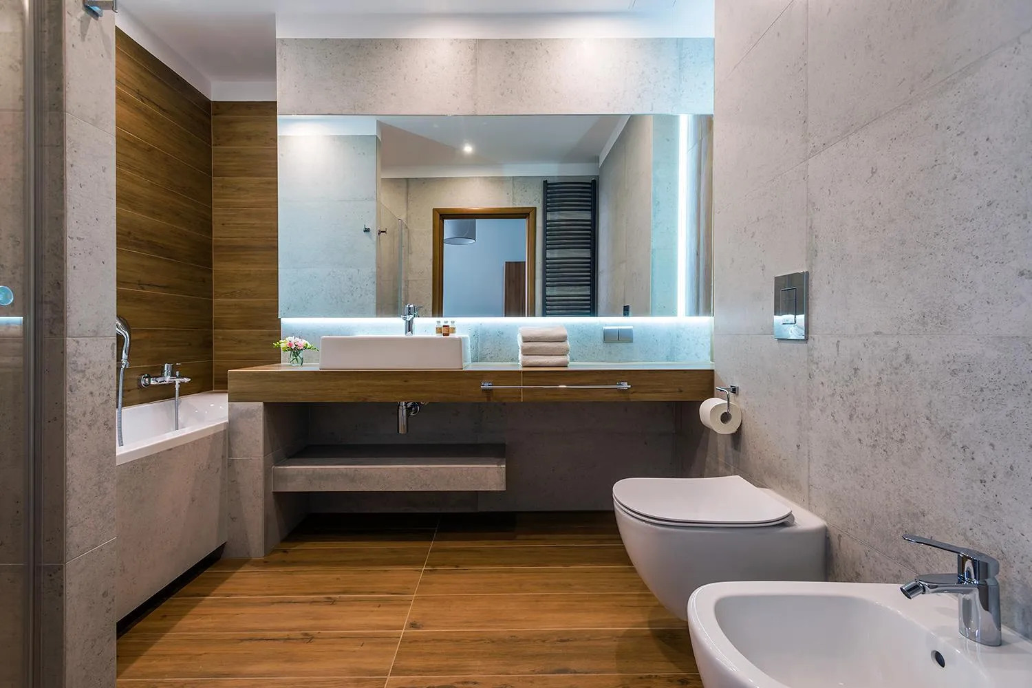 Shower in Tulip Hotels - Wroclaw Patio