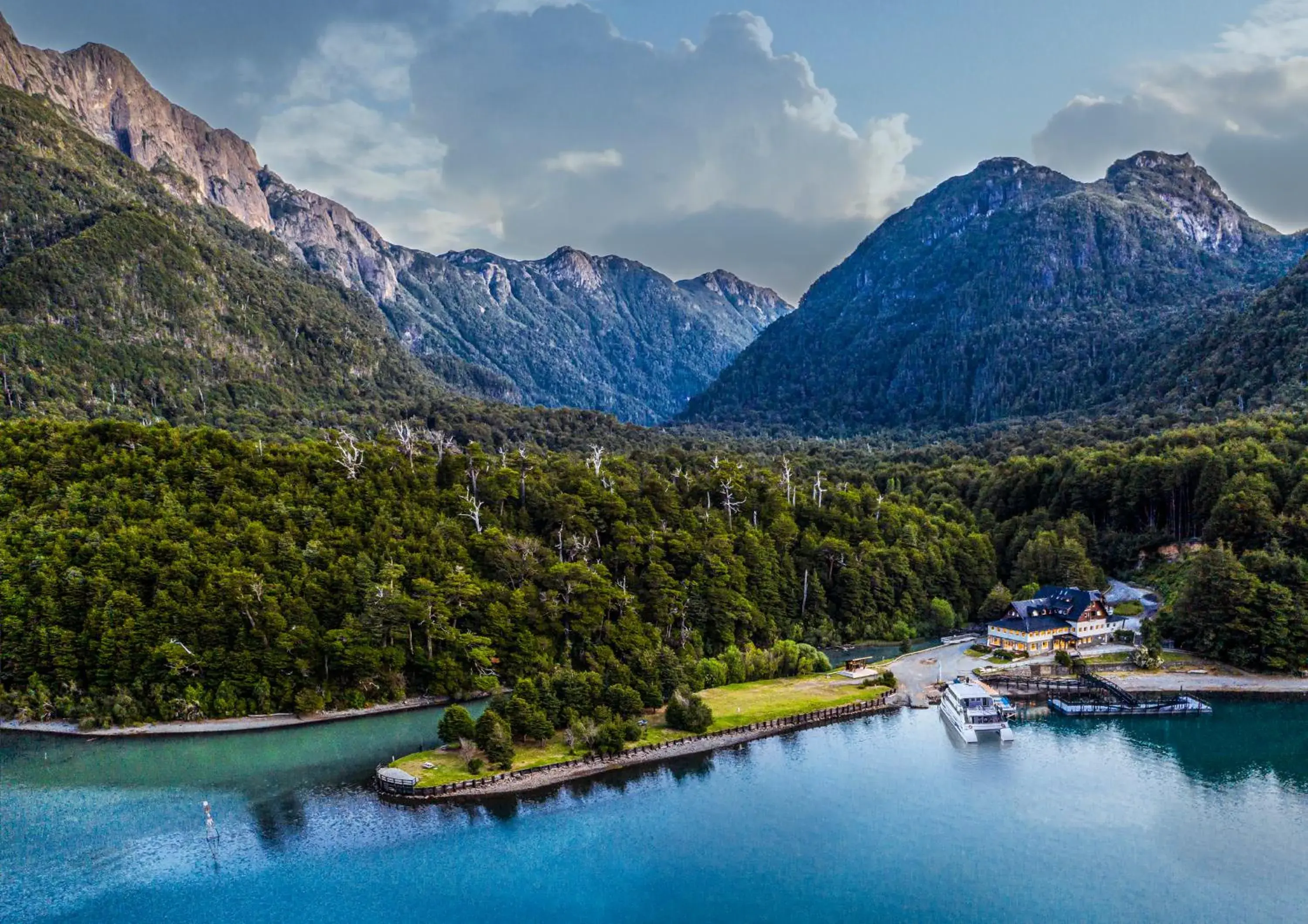 Hotel Puerto Blest Hotel Puerto Blest