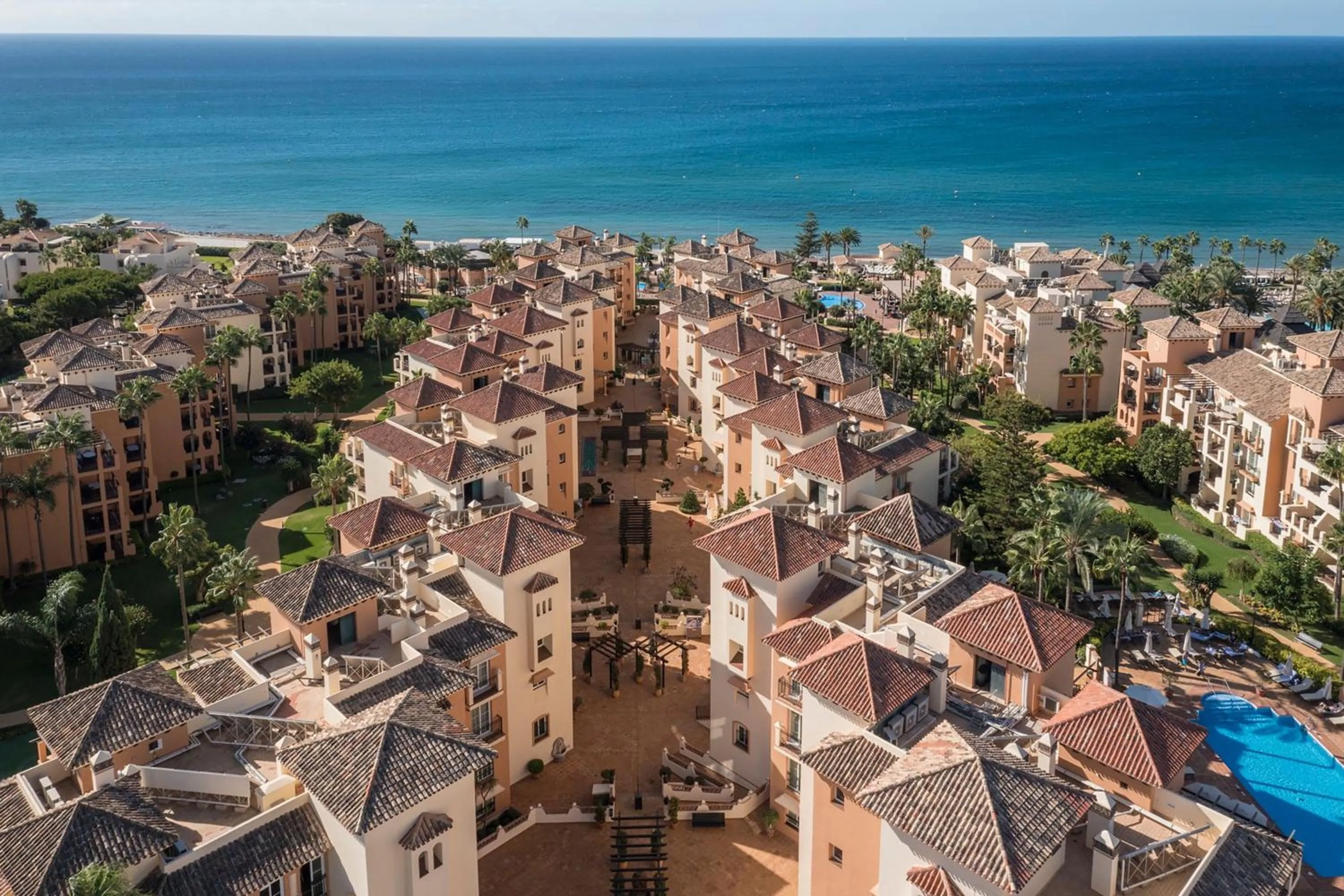 Property building in Marriott's Marbella Beach Resort