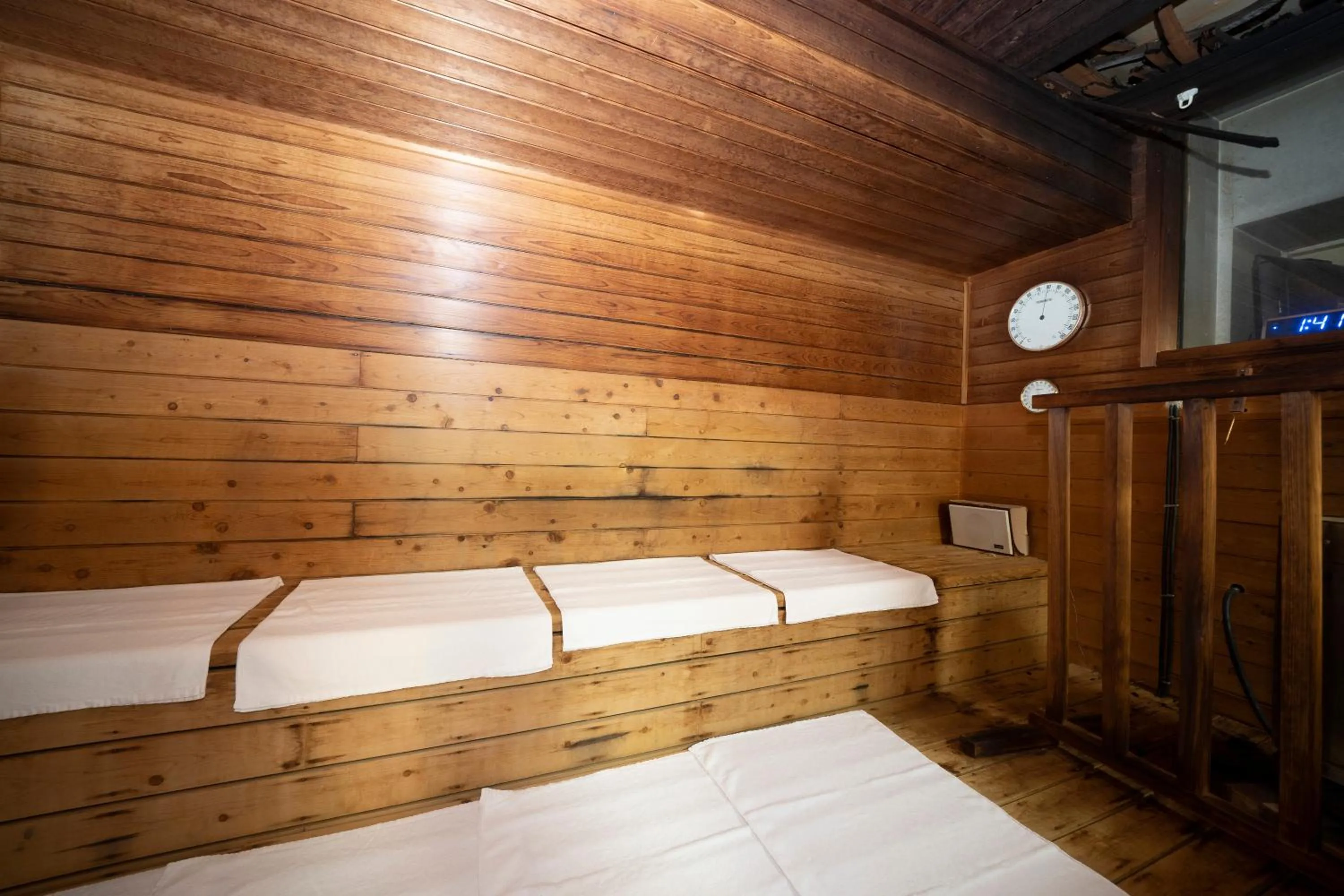 Sauna, Bed in HOTEL CITY INN WAKAYAMA Wakayama-Ekimae